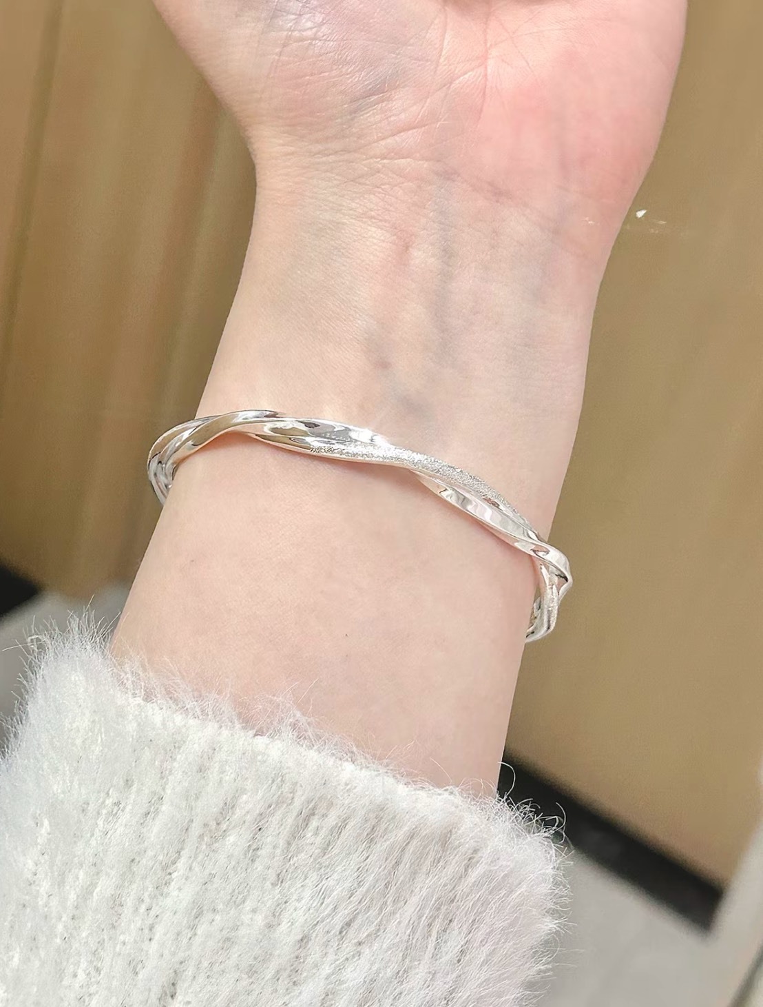 卡蒂羅KADER 莫比烏斯 無盡的愛