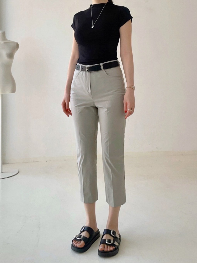 [現貨] Zena 俐落八分直筒褲 [ 黑色 / S ]