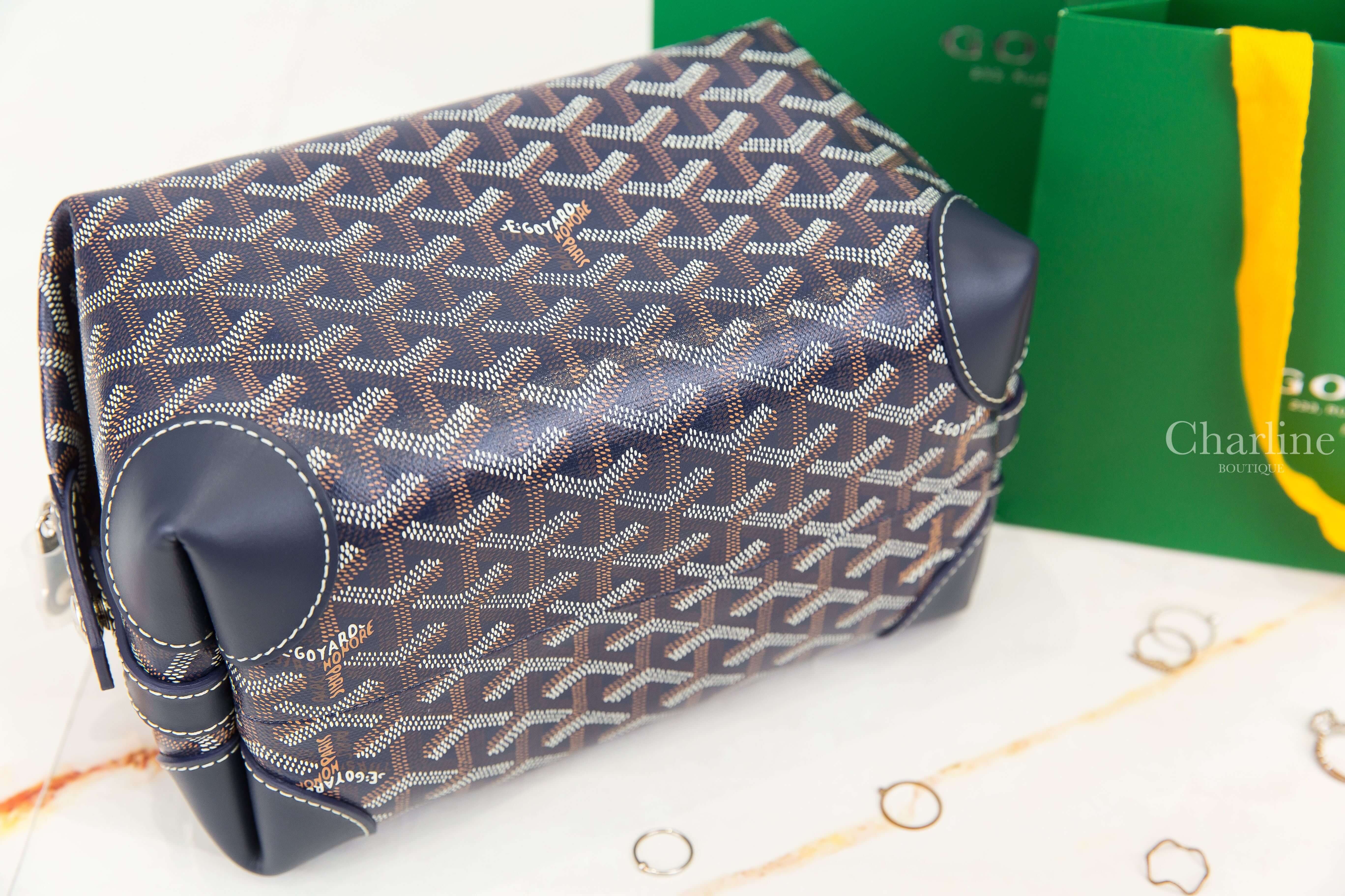 Goyard Bowling 25 Toiletry Bag 海軍藍帆布小牛皮黃色內裡拉鍊手拿盥洗包-Charline Boutique 精品代購