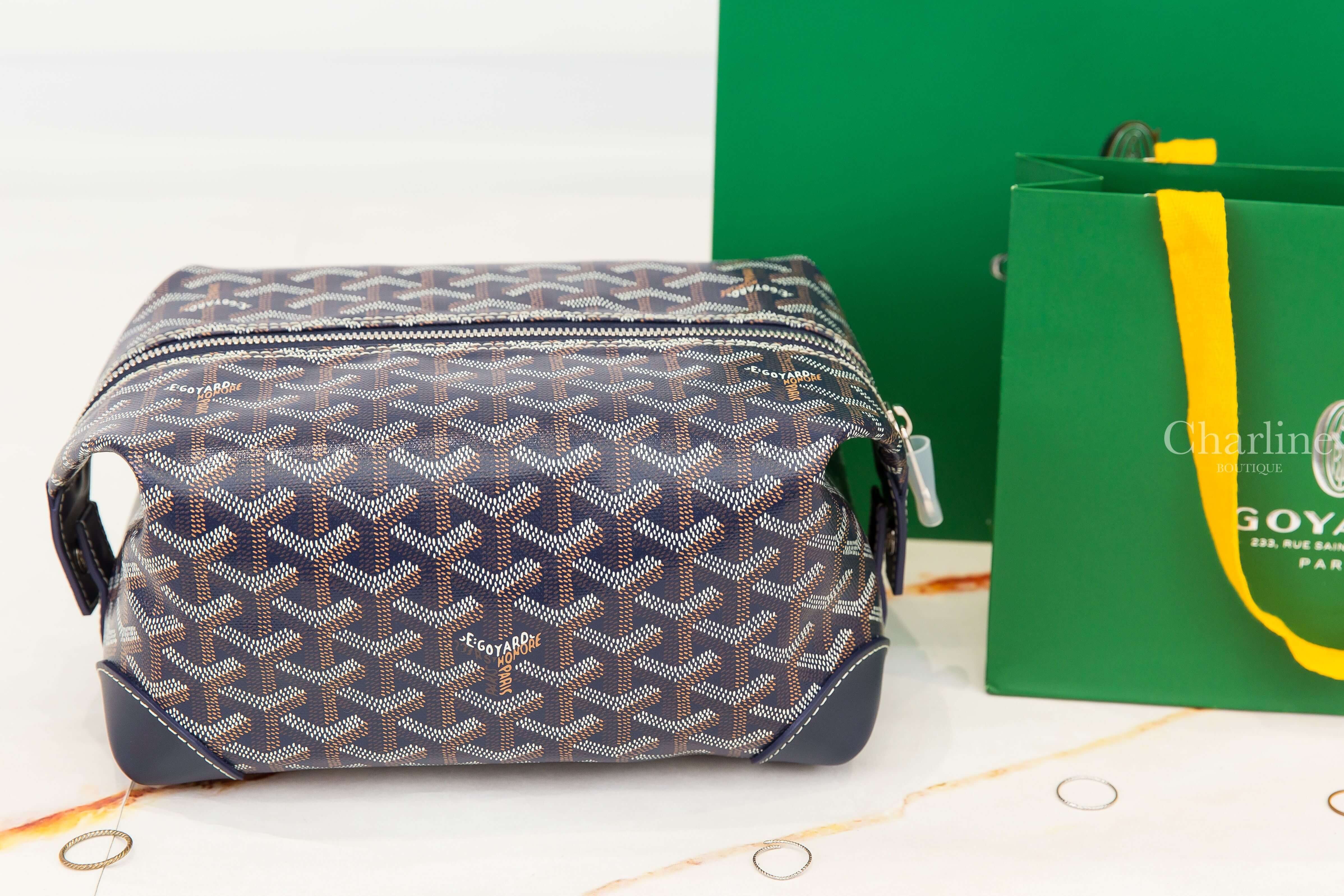 Goyard Bowling 25 Toiletry Bag 海軍藍帆布小牛皮黃色內裡拉鍊手拿盥洗包-Charline Boutique 精品代購