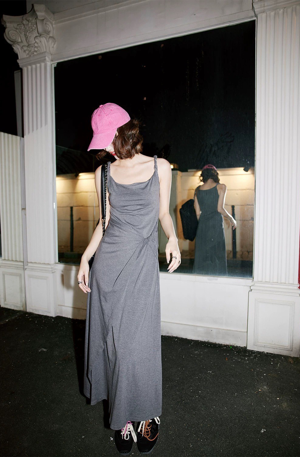 質感灰扭結肩帶收腰造型長洋裝XS-L (Elegant & Love)