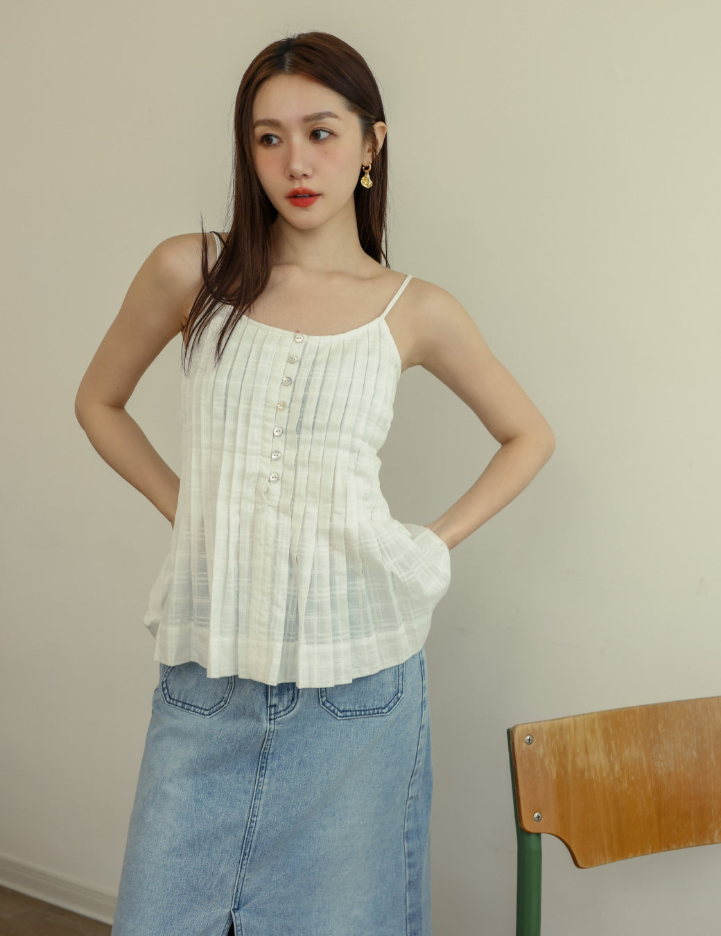 百褶排扣細肩傘擺背心（3尺寸）