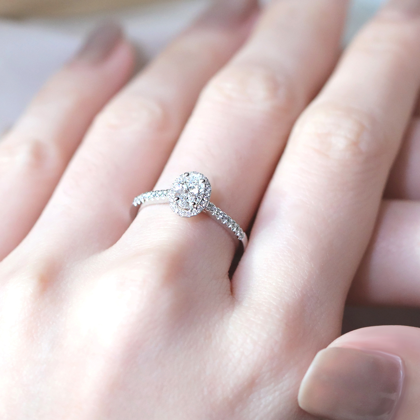 光之旅途 — GIA50分橢圓形鑽戒