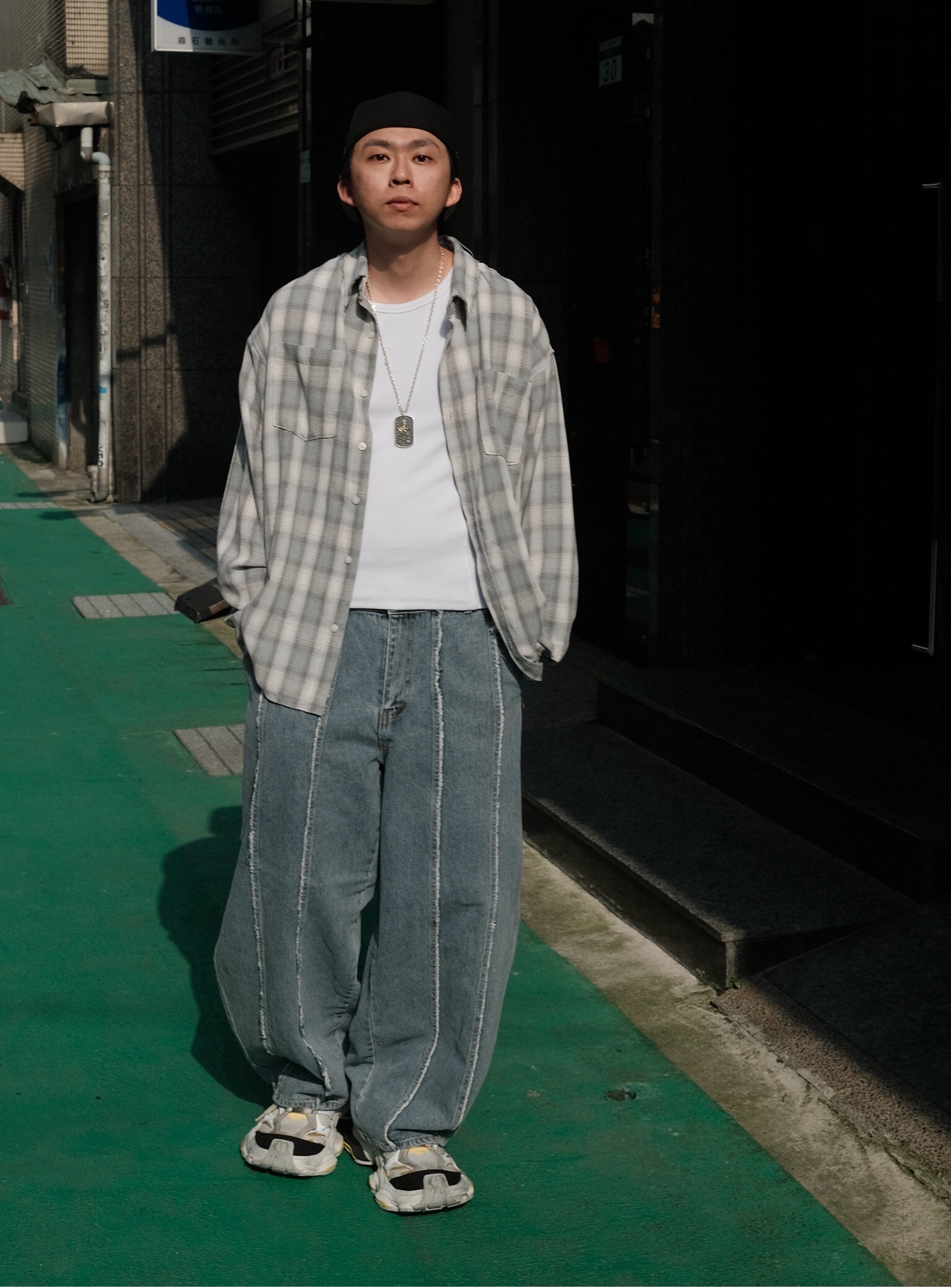 雙線鬚邊牛仔褲