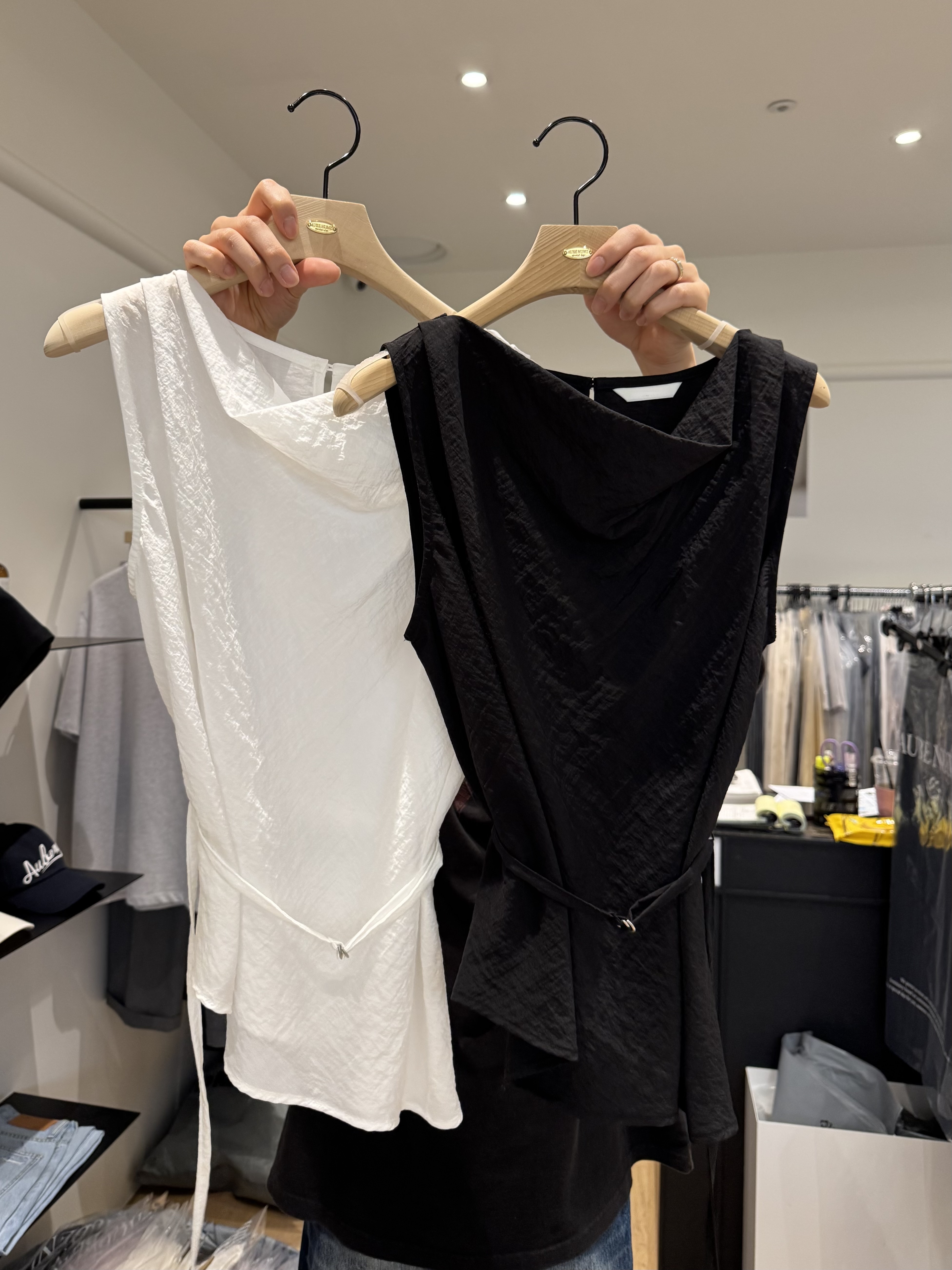 K05 優雅綁帶上衣 (白/黑/粉）