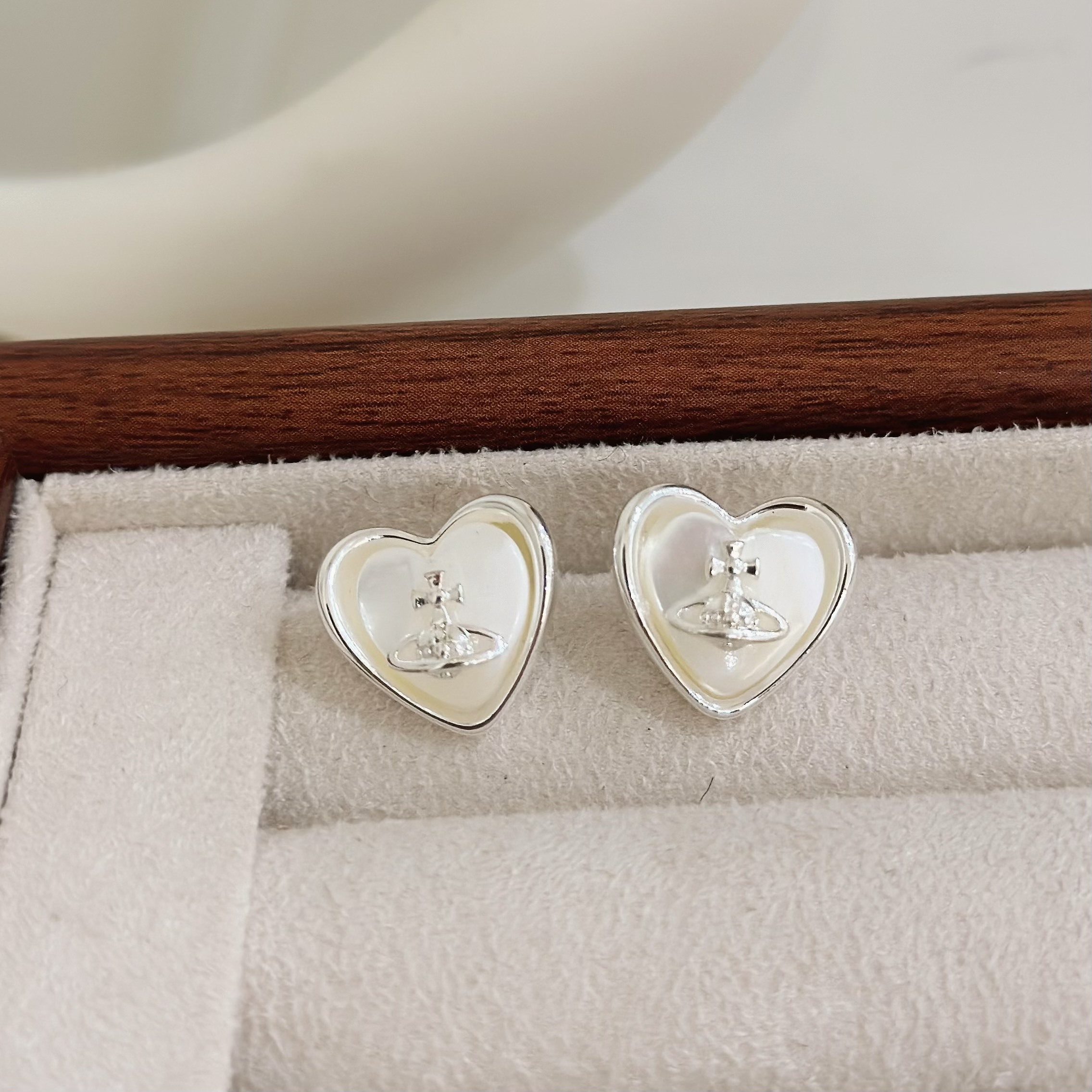 B418貝殼愛心星球耳針