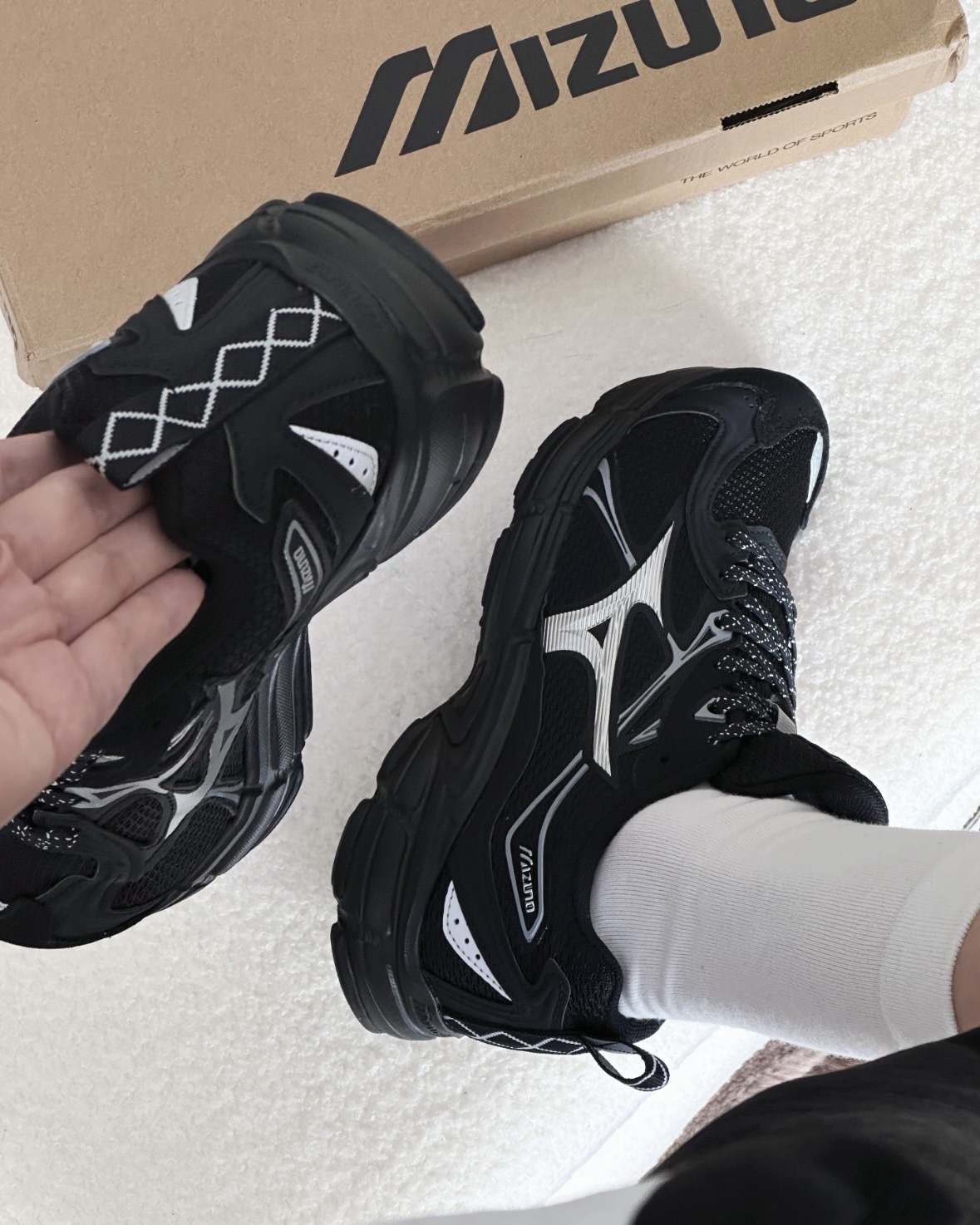 【逢甲FUZZY】美津濃 Mizuno Speed 10s 黑銀 復古 緩震 透氣 D1GH240605