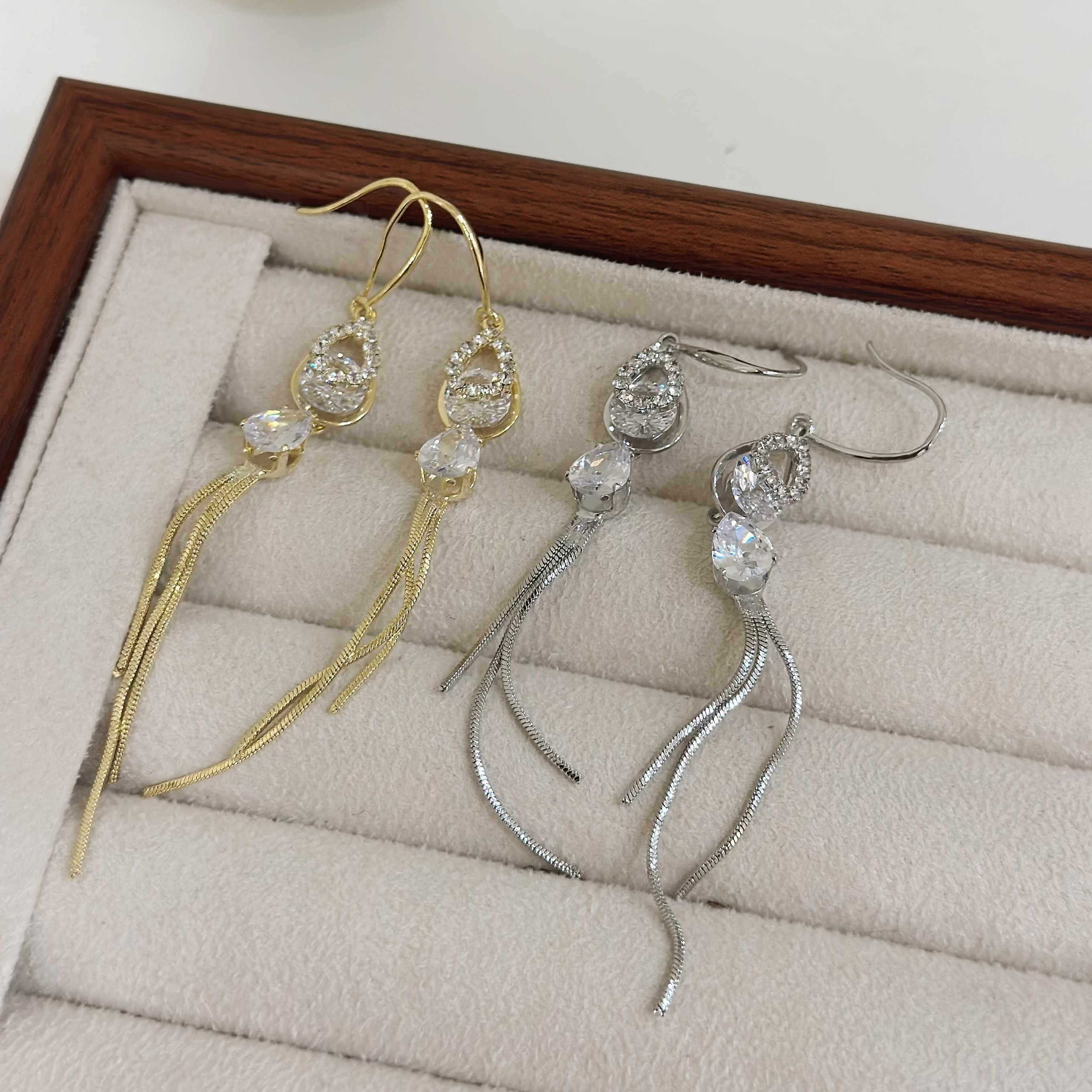 B436水滴夾鑽鋯石流蘇垂吊