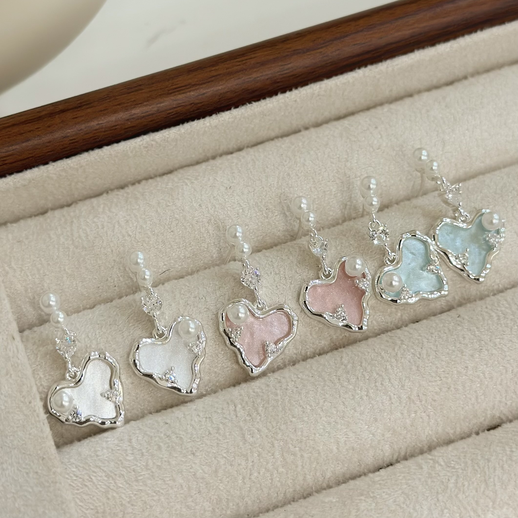 B440珍珠水晶愛心垂吊