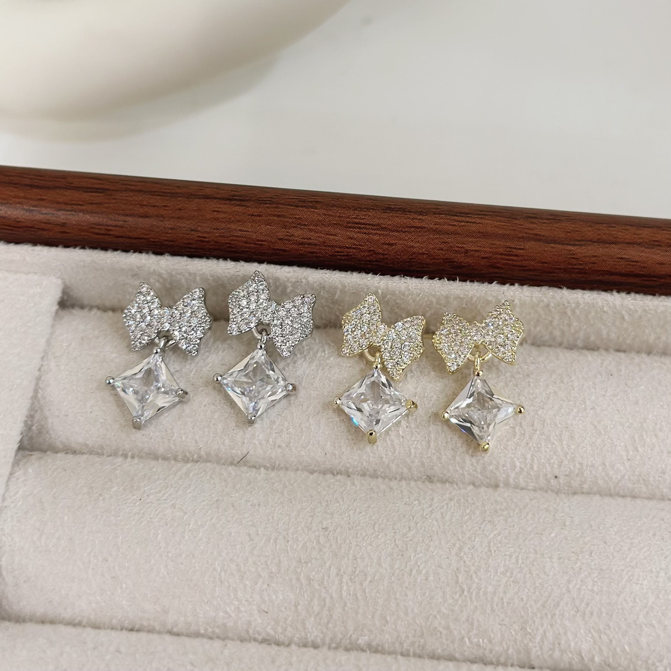 B442滿鑽蝴蝶結方鋯石垂吊