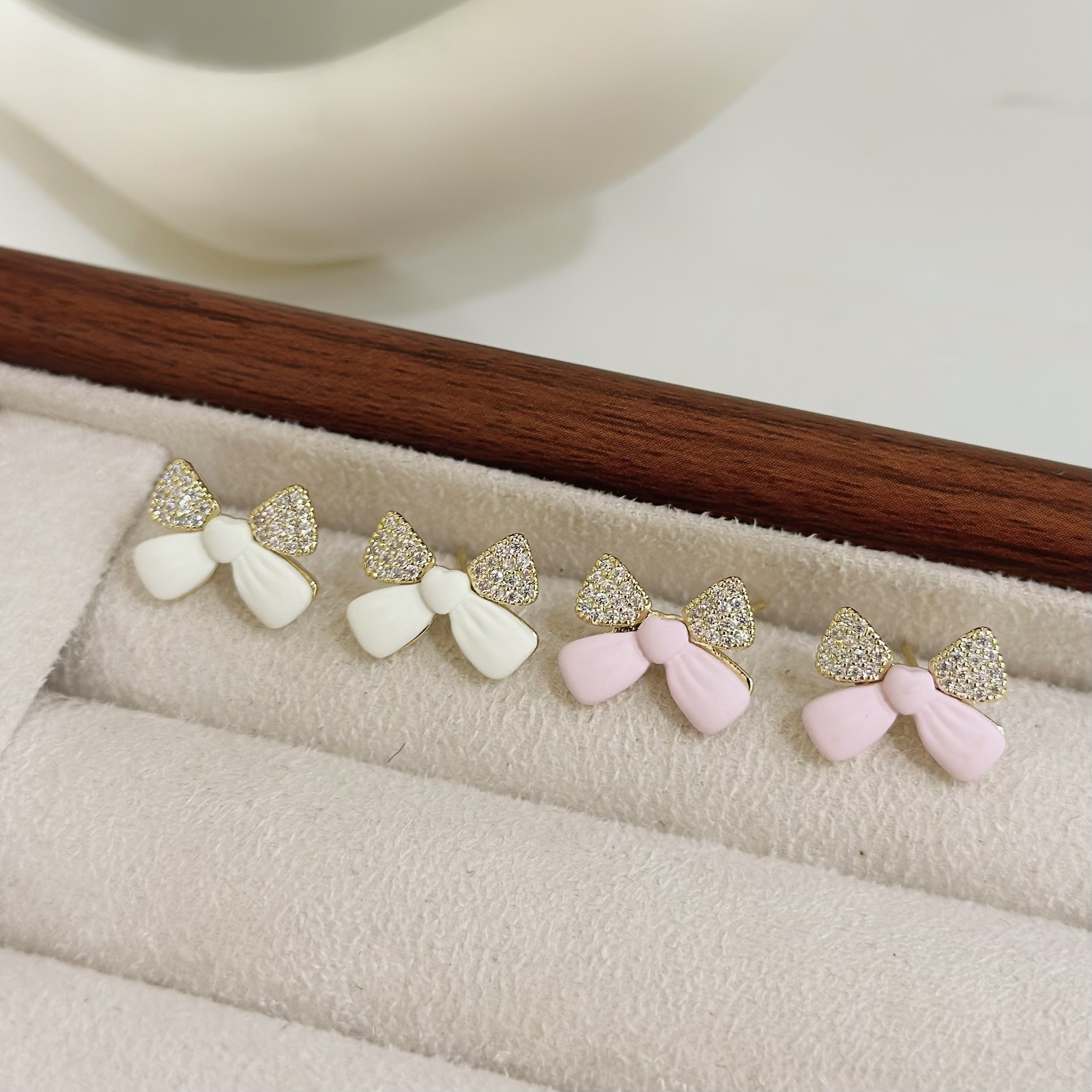 B450排鑽磨砂蝴蝶結耳針