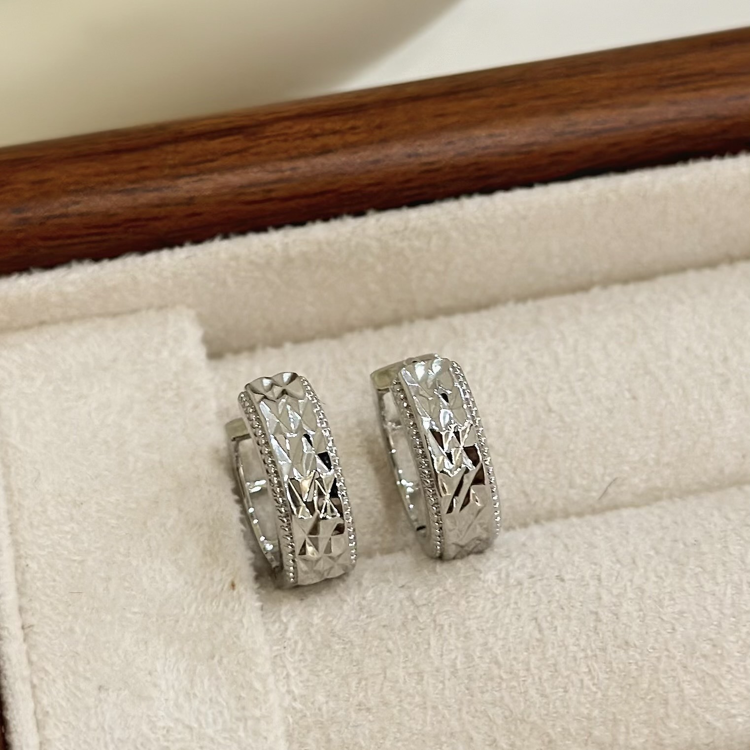 B456細菱格切割易扣