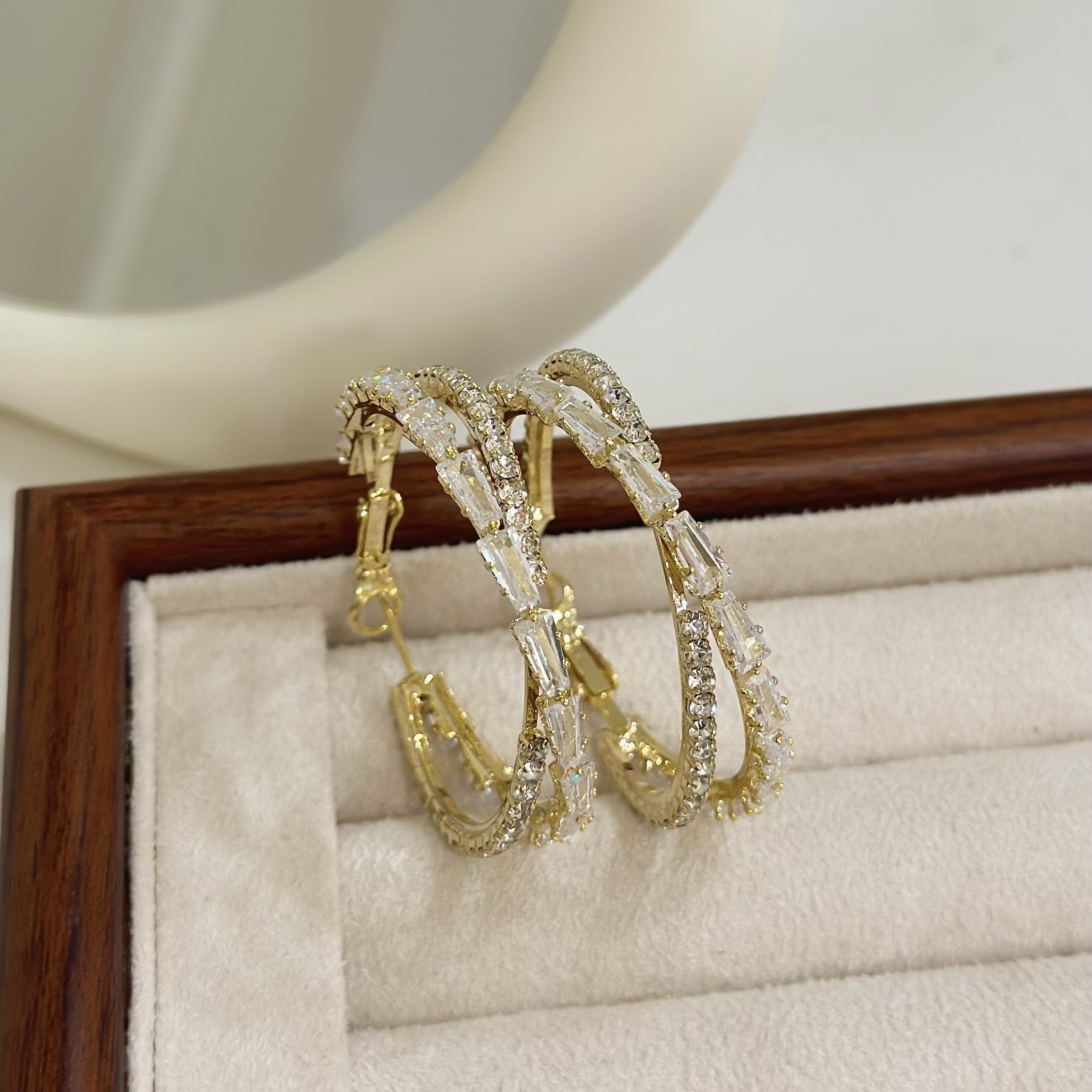 B458排鑽鋯石交叉大圈