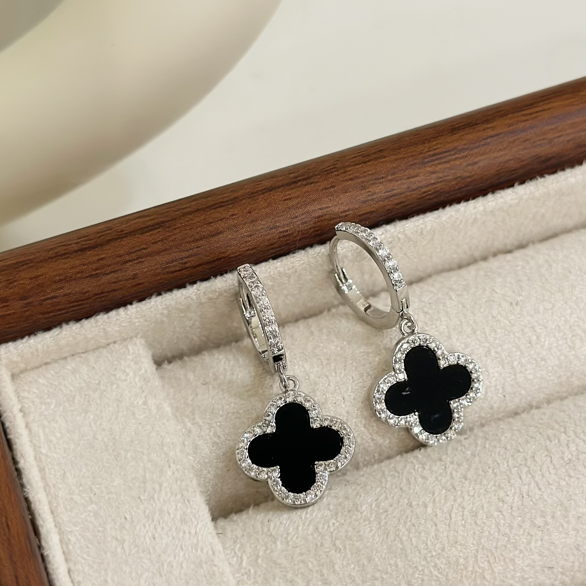 B463排鑽貝殼四葉草垂吊易扣