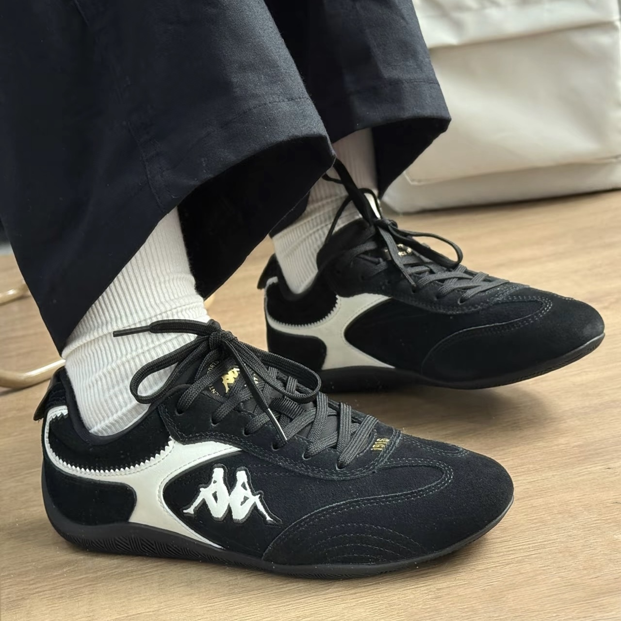 KAPPA 卡帕 背靠背 賽車鞋 麂皮 鋸齒造型 車縫線 休閒鞋 黑/咖 /預購