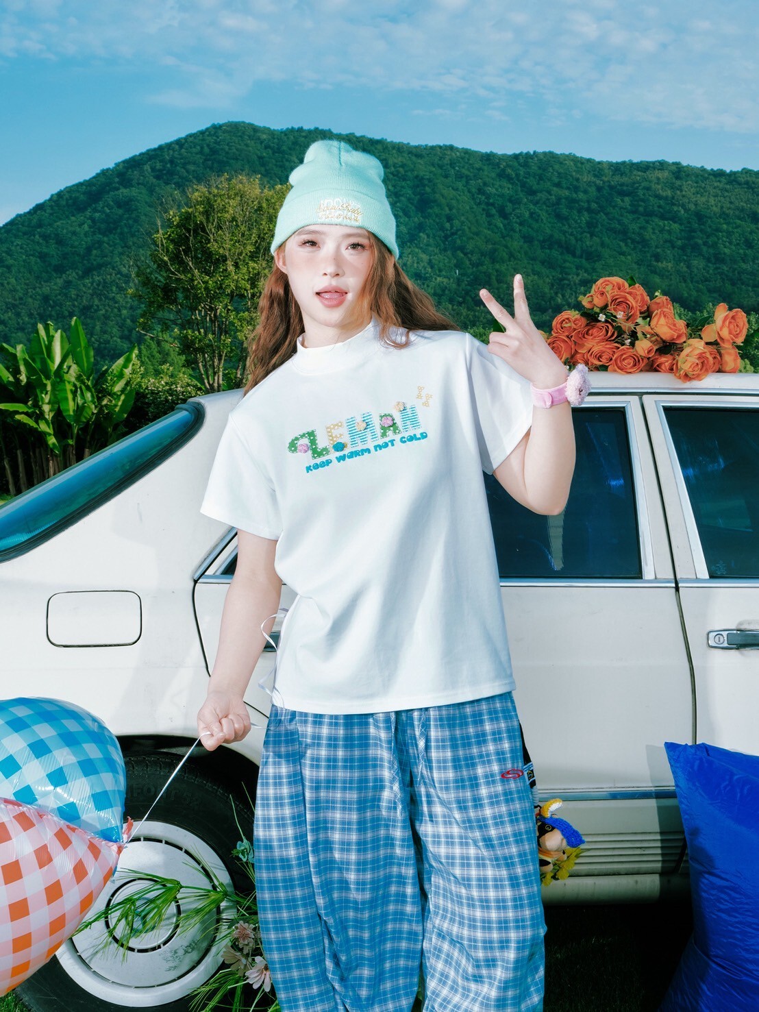 LEMANISM 立體小花 字母 小高領短袖