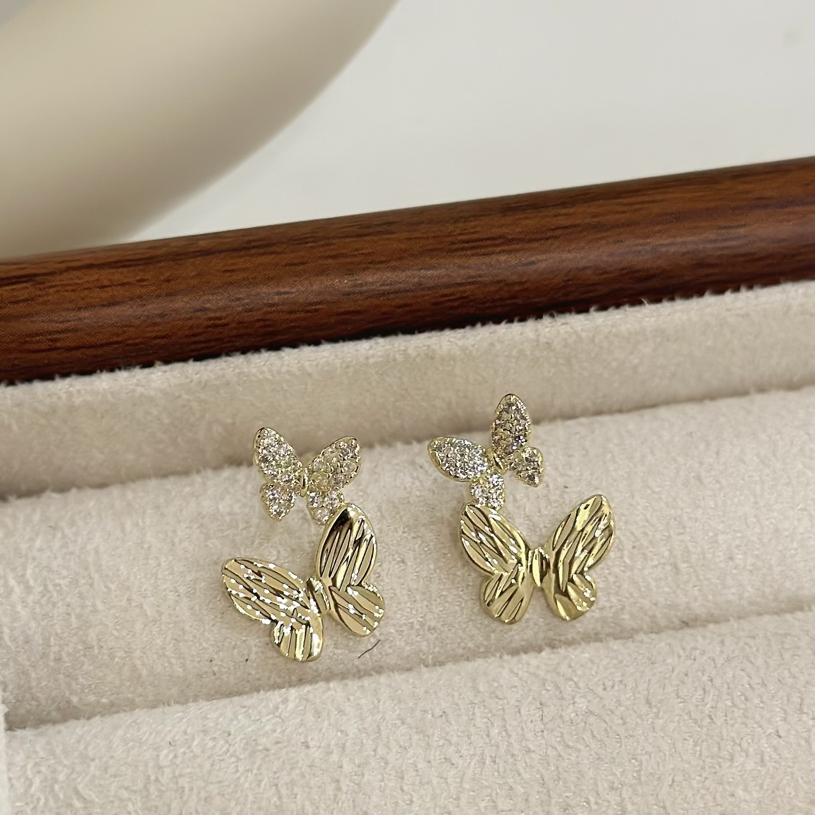 B207排鑽切割蝴蝶耳針