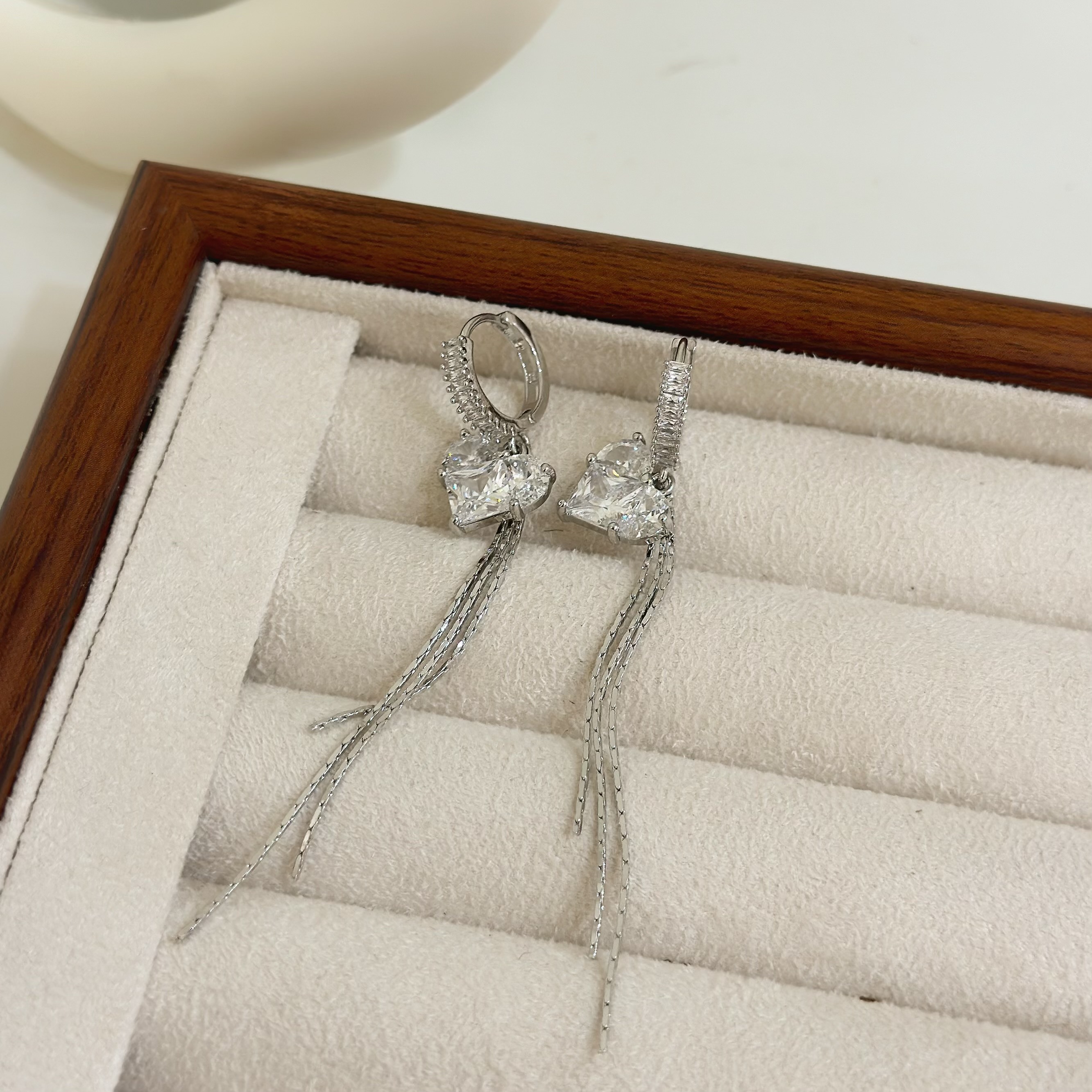 B481鋯石愛心垂吊易扣