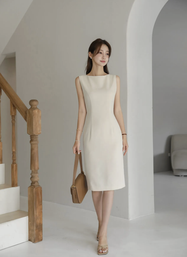 Shelly 都會極簡素色洋裝 [ 2色 / S,M,L ]