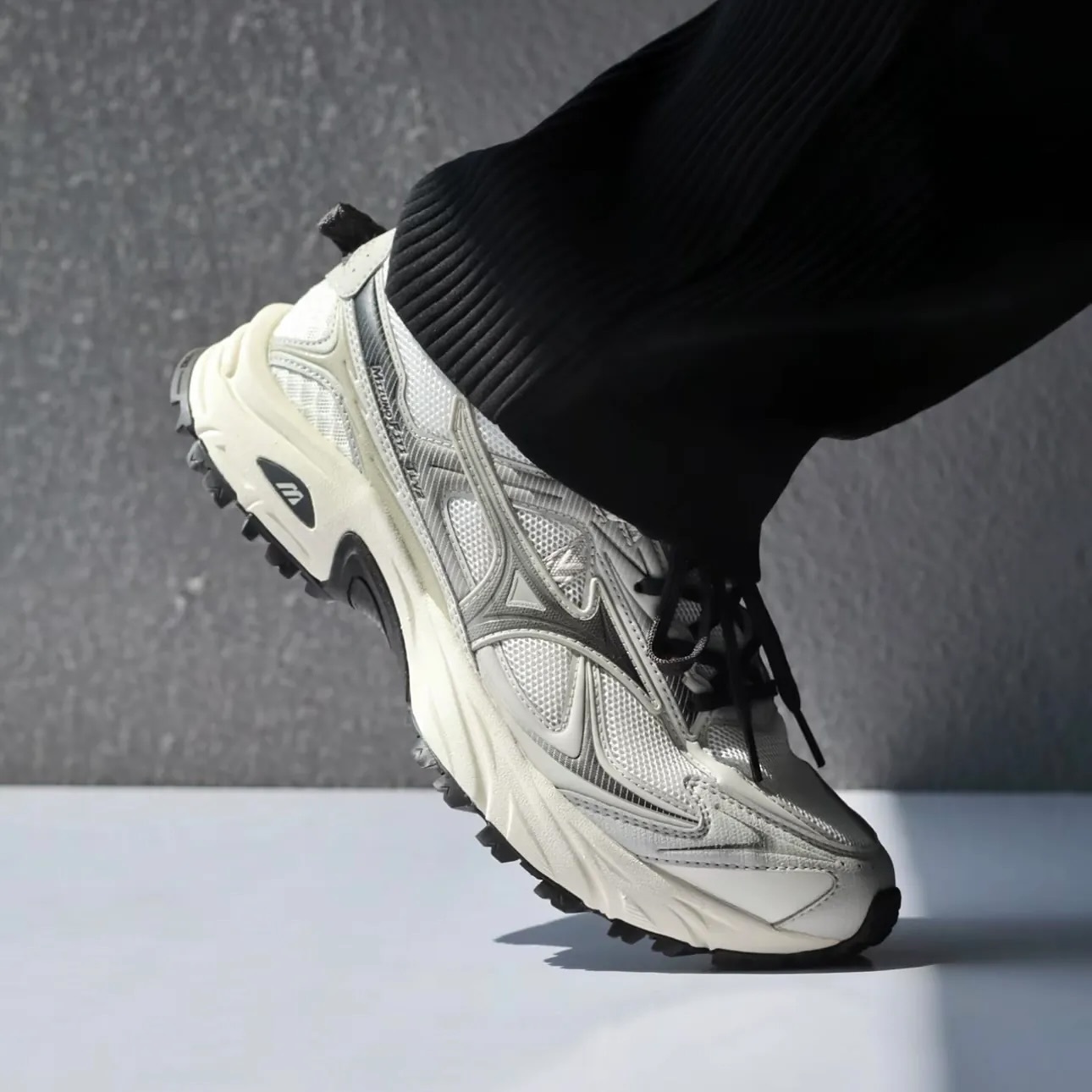 (預訂) MIZUNO FIYI TL V2 - D1GH251901