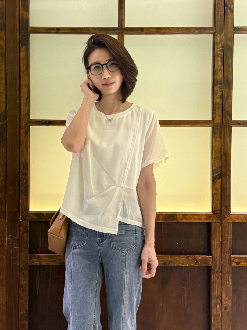 轉個角度，也好看｜拼接感T恤的自在提案