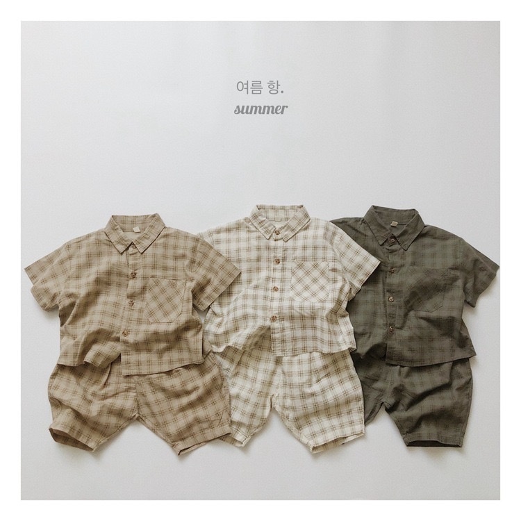 夏季輕薄休閒格紋上衣