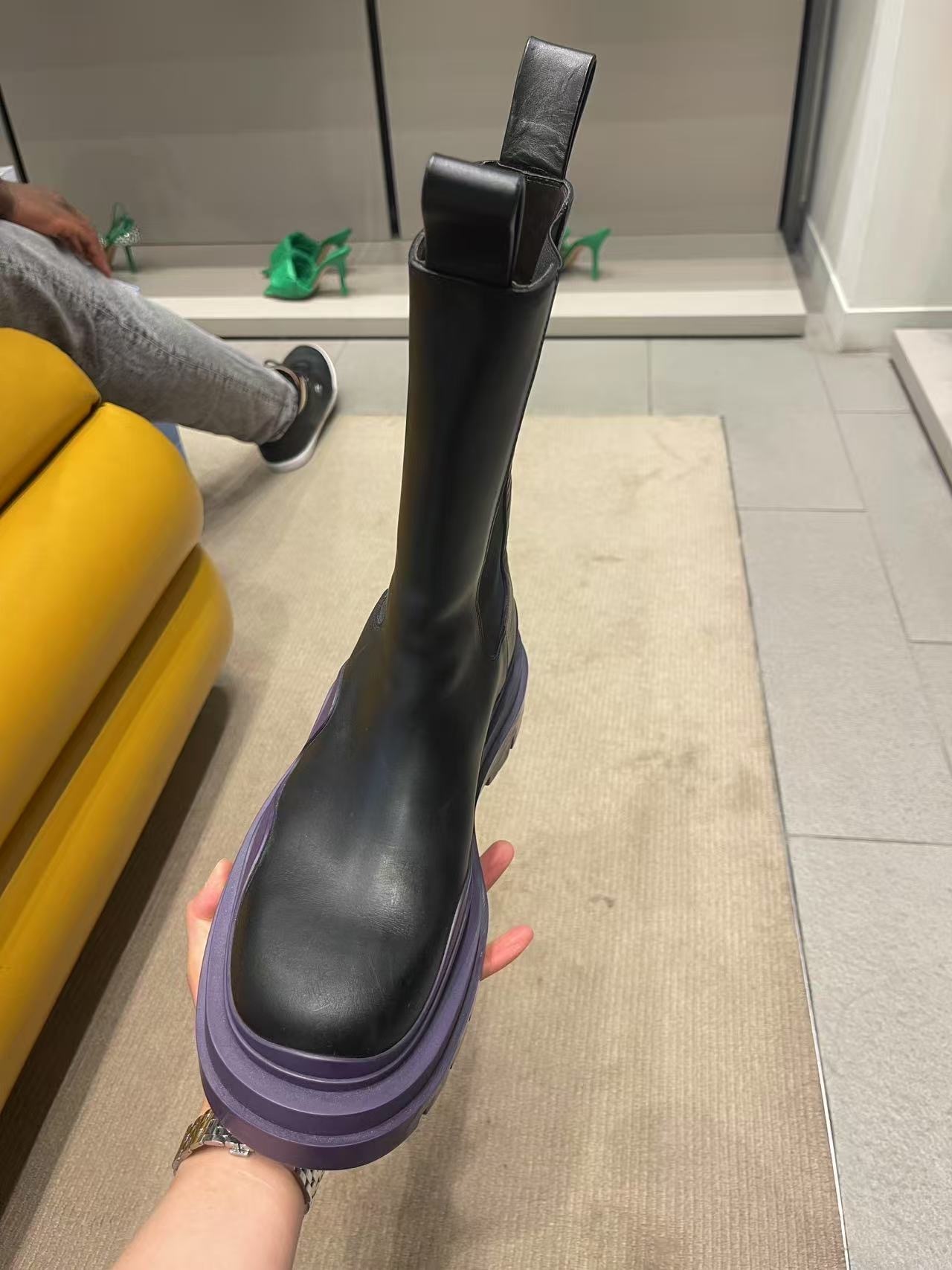 Bottega Veneta BV Military Calf Tire Boot Black Purple