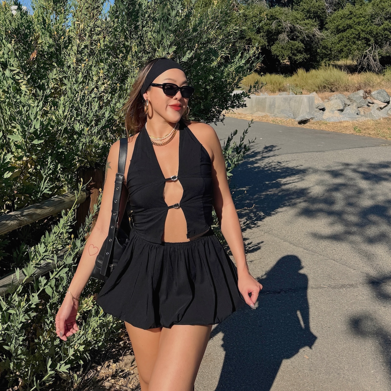 銀黑蜜辣花苞裙套裝