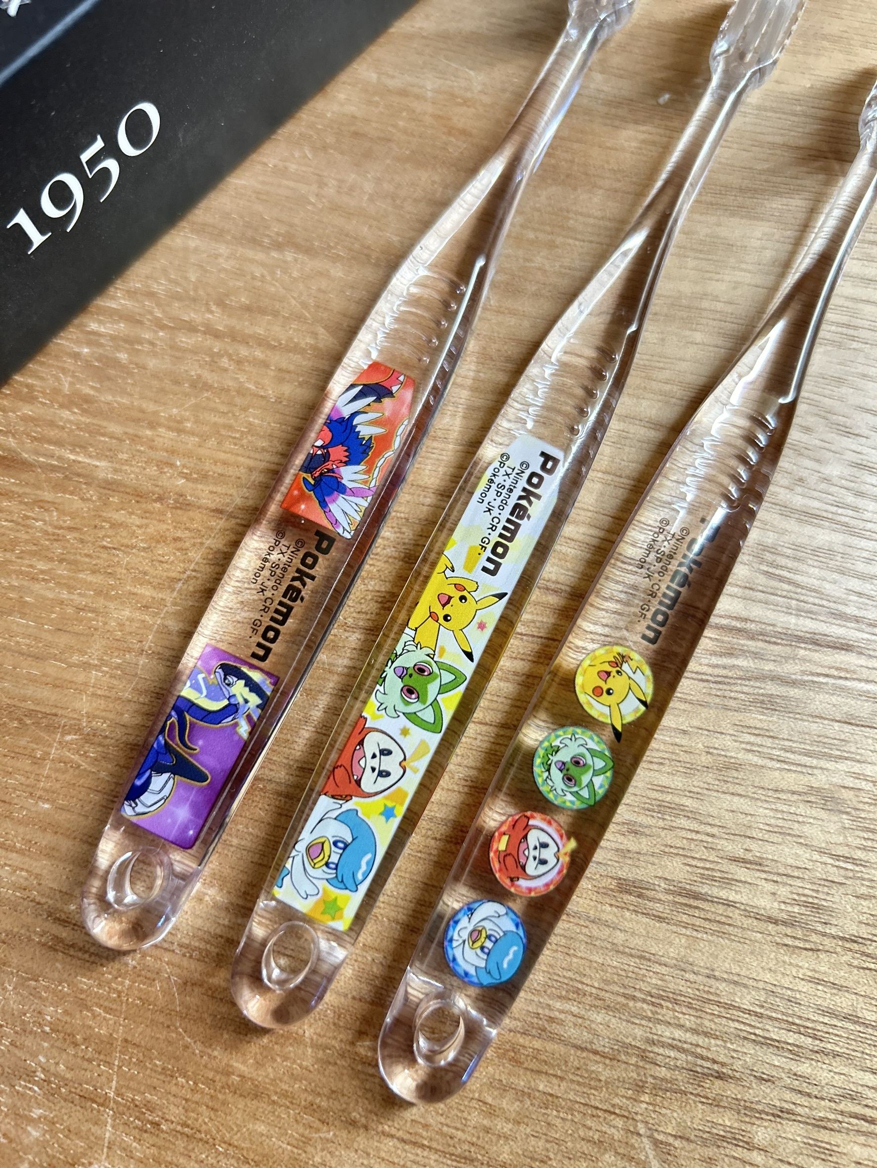 日本 Skater - 6-12歲 透明牙刷 (1組3入)