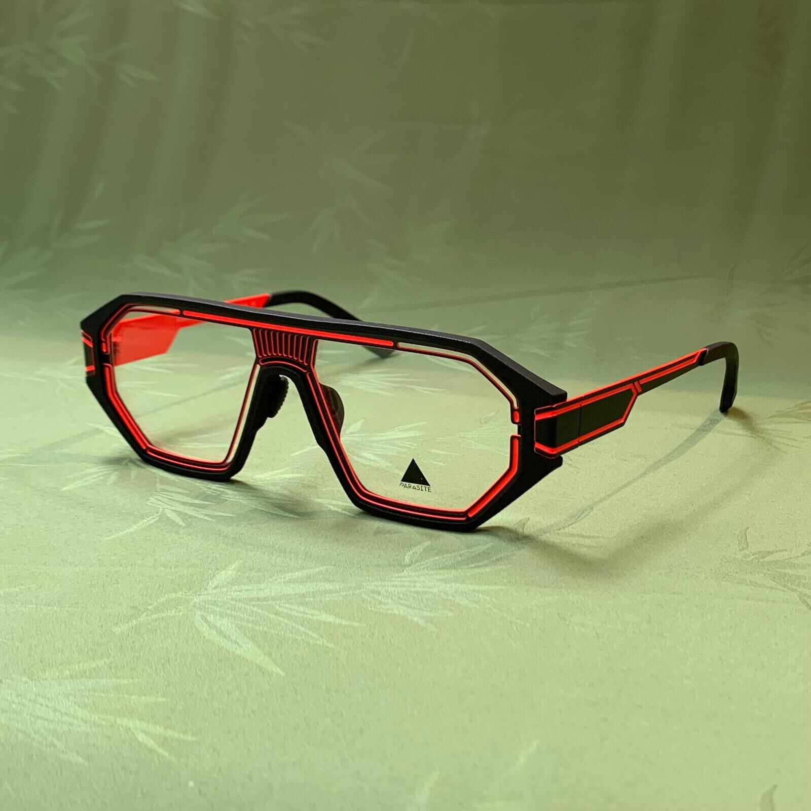 PARASITE PARTICULE 1 C62