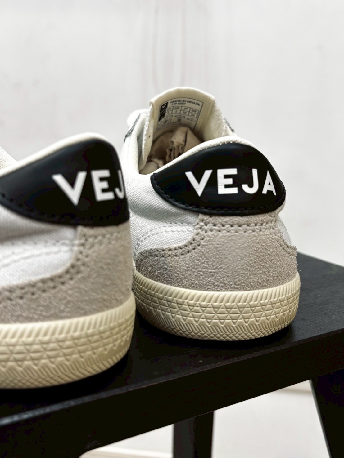 【現貨】VEJA VOLLEY CANVAS 復古T頭帆布鞋 黑白 VO0103524
