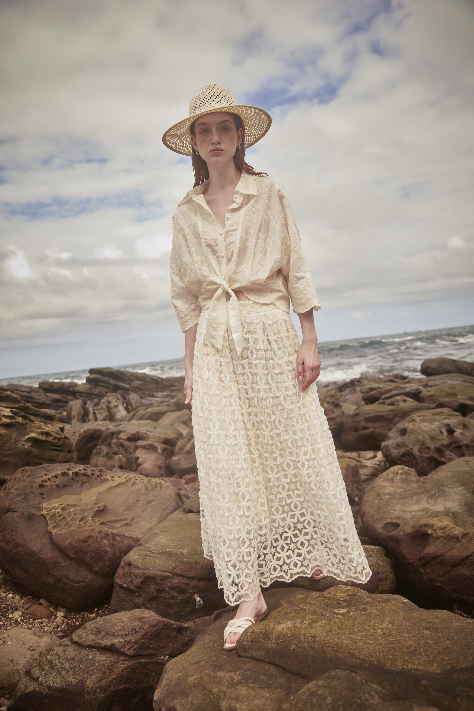 BE10165A1 綁結襯衫