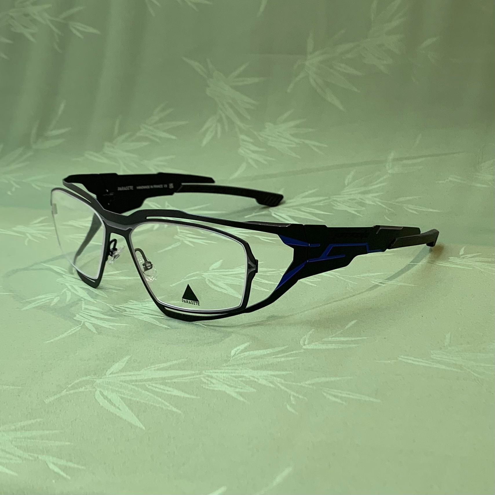 PARASITE OMEGA 1 C72