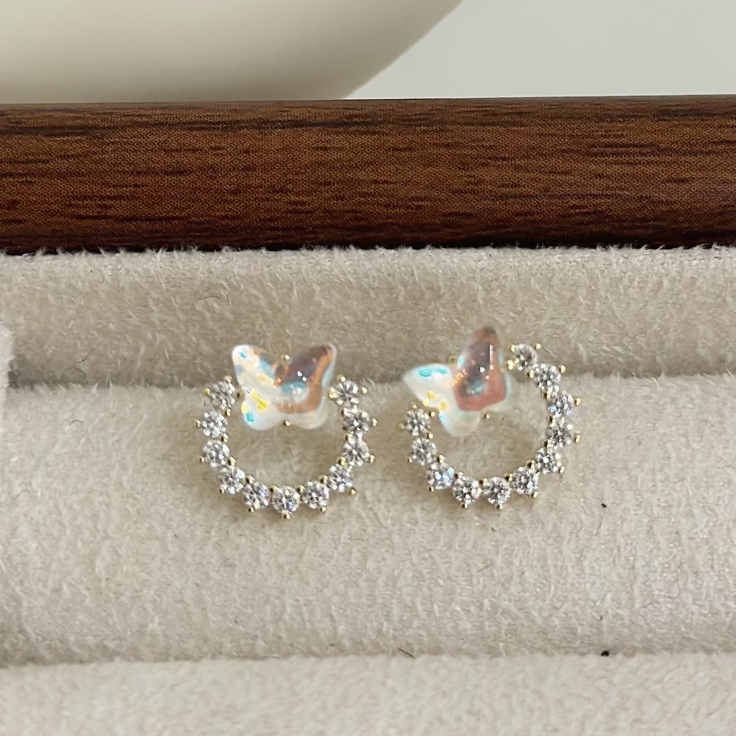 B488水晶蝴蝶排鑽圈耳針