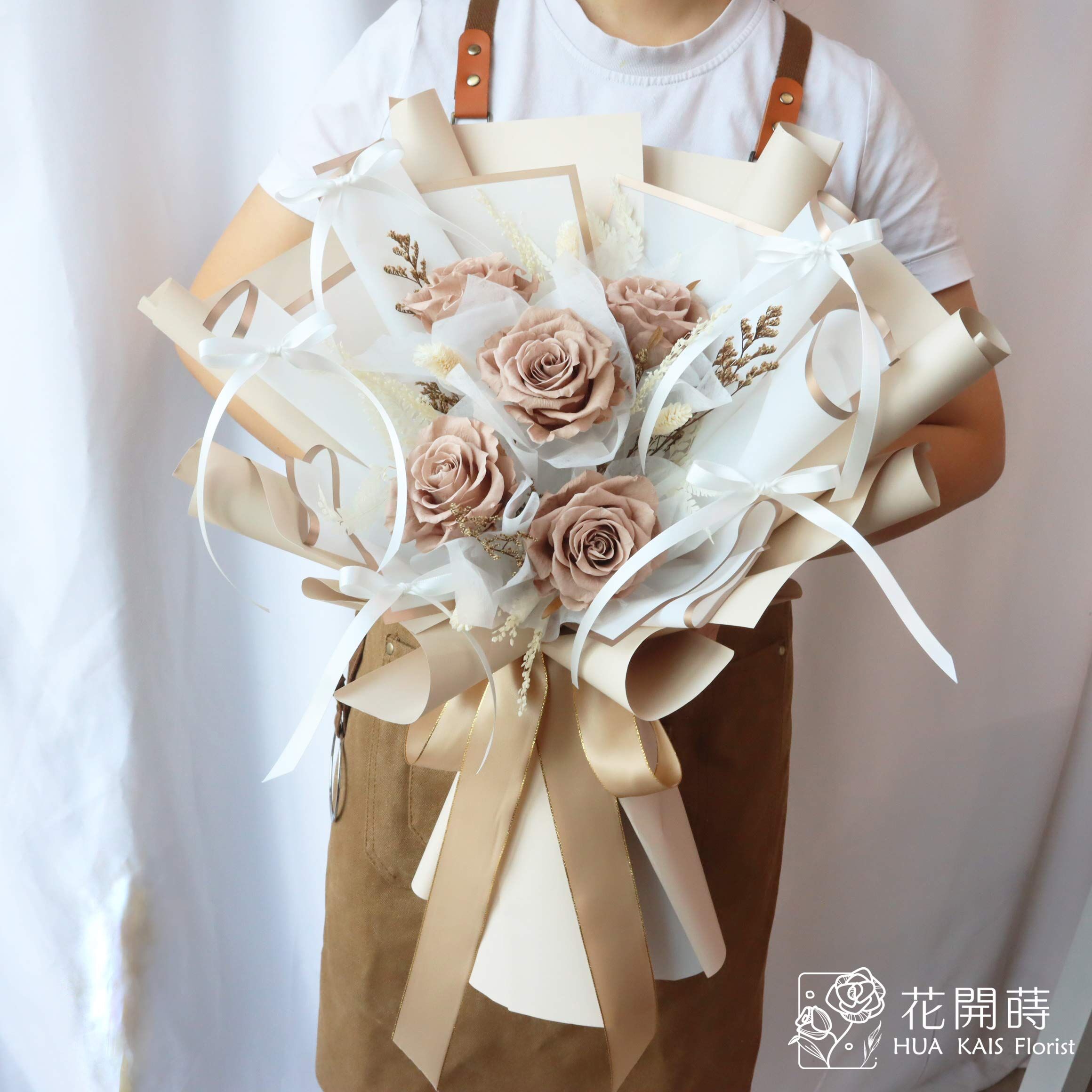 永生花束|奶茶密語L號永生玫瑰花束|告白花束|情人節花束|求婚花束|永生花|ins緞帶風|韓系花束