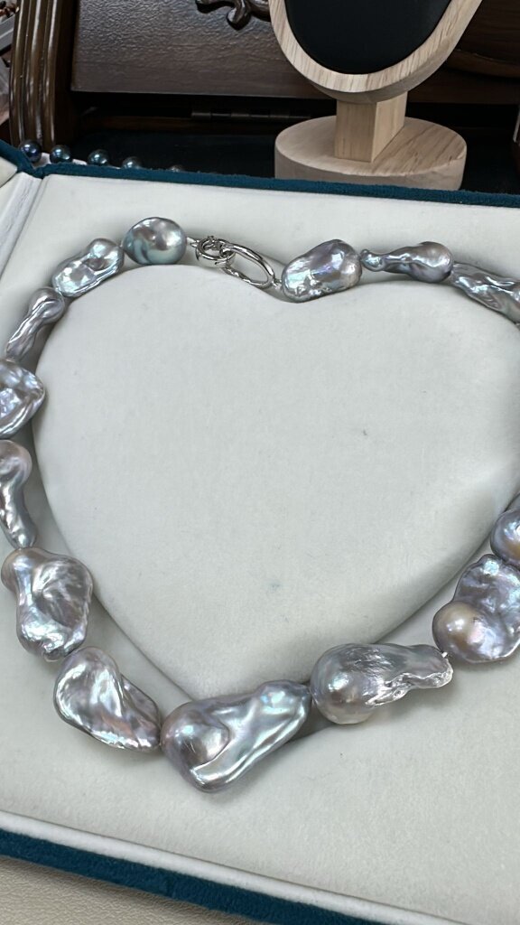 SA96 - 天然大巴洛克灰珍珠頸鏈（16粒）