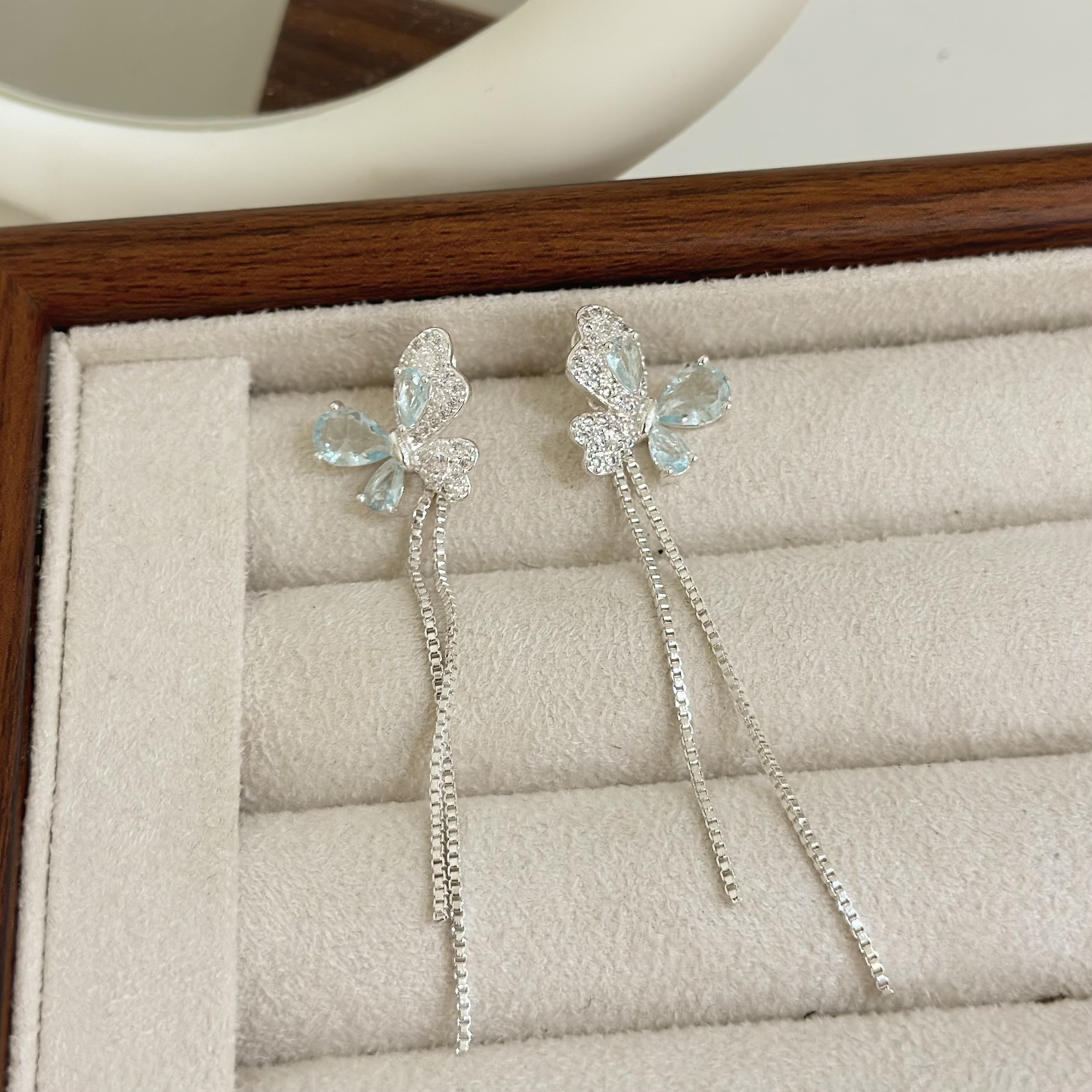 B513排鑽水晶蝴蝶前後扣垂吊