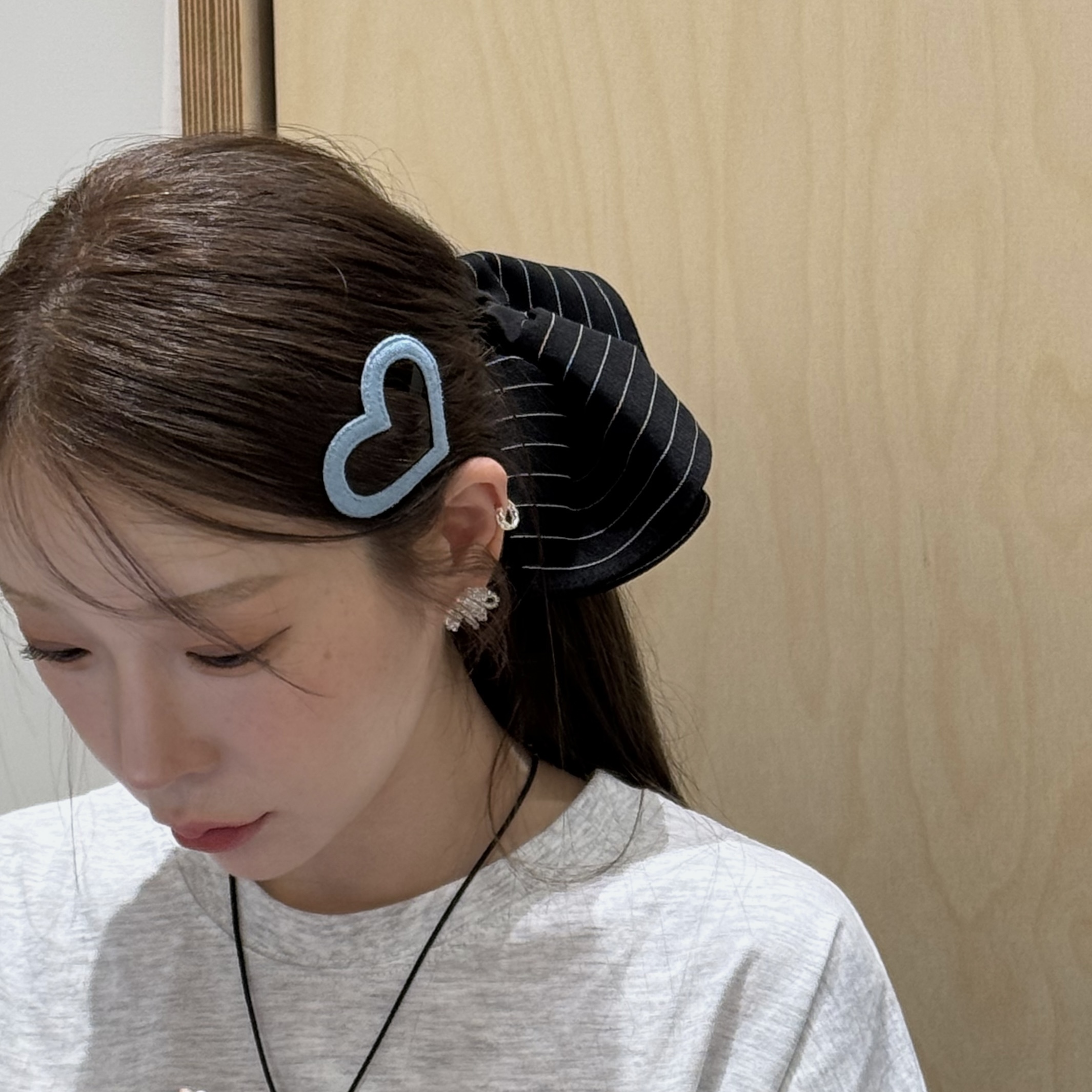 G29無腦跟著歐膩戴愛心髮夾(單支，無折扣)