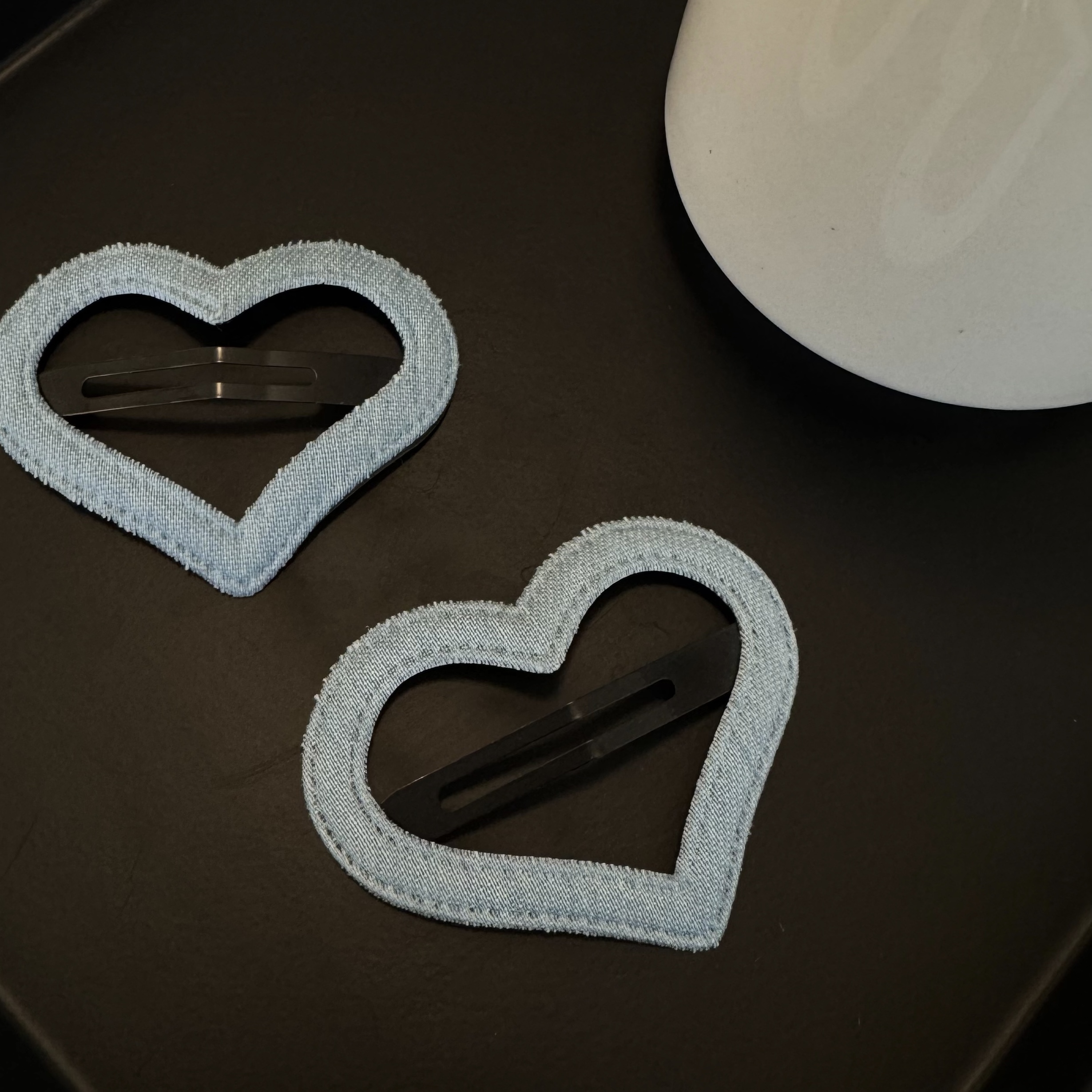 G29無腦跟著歐膩戴愛心髮夾(單支，無折扣)