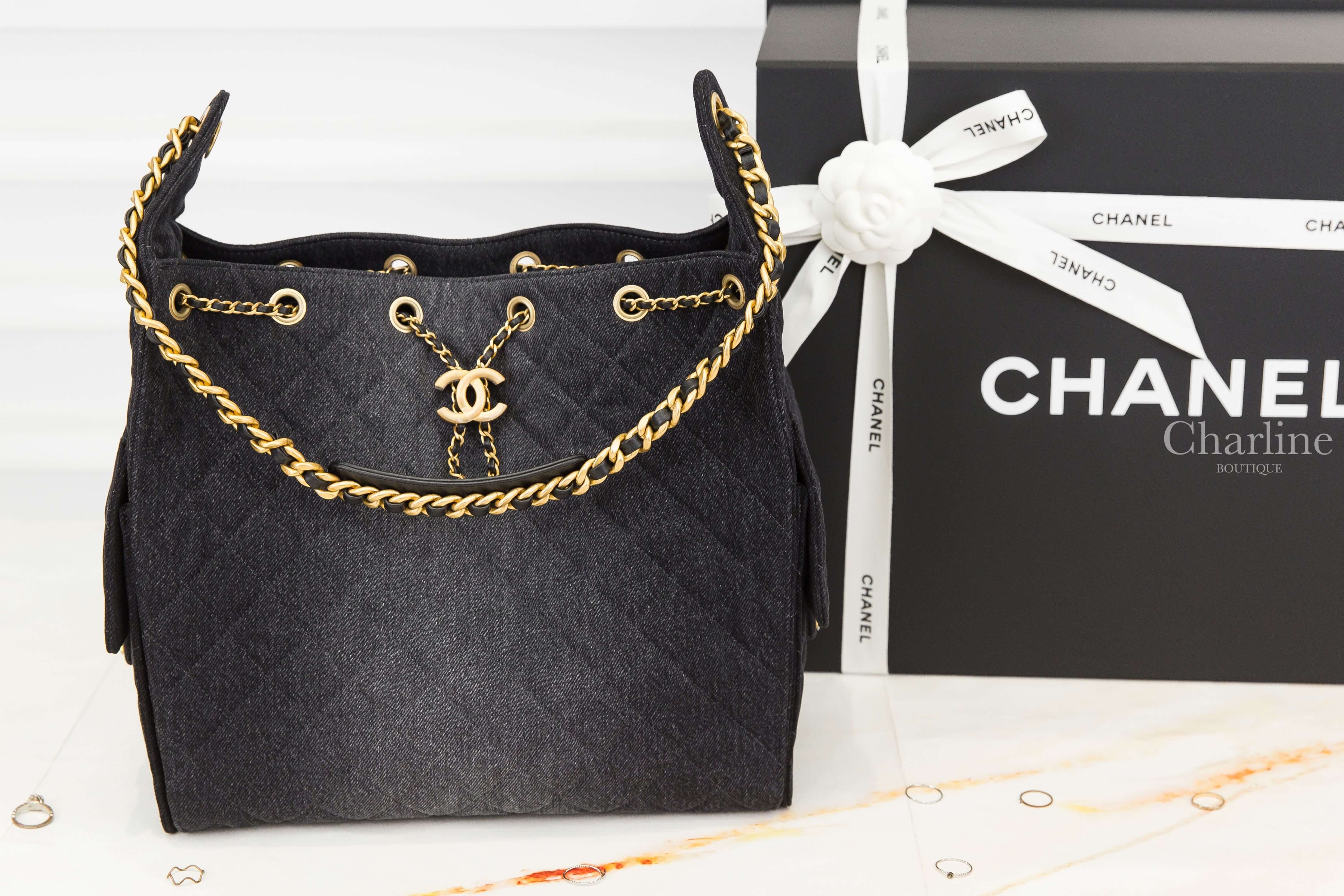 Chanel Chanel 25 Medium Handbag 漸層黑色金CC金鏈水洗丹寧布菱格紋側邊口袋中型束口手提肩背包-Charline Boutique 精品代購