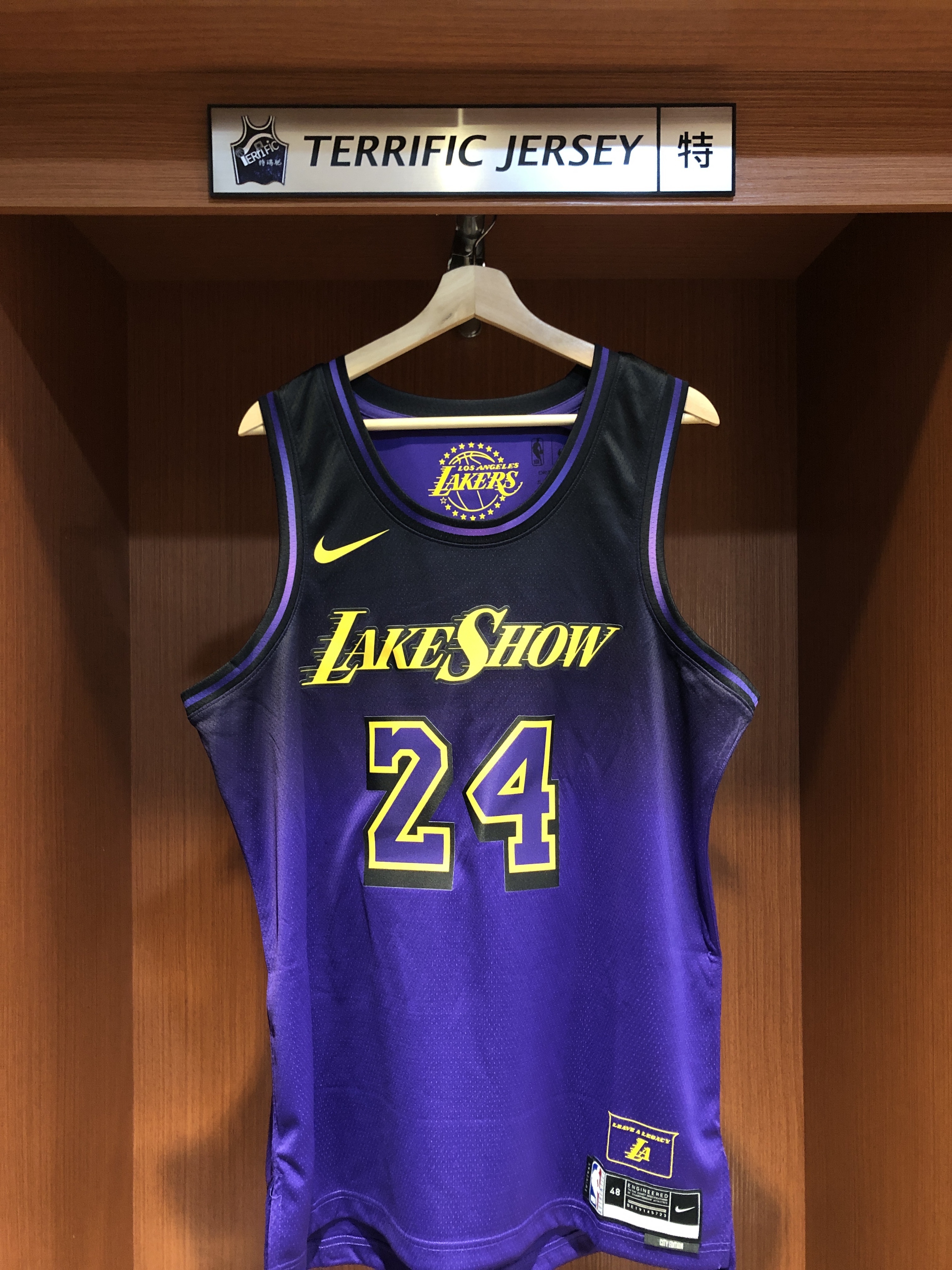 NBA球衣 Kobe Bryant Mamba Out 洛杉磯湖人城市#24 City Nike Swingman 球迷版 熱轉印 全新