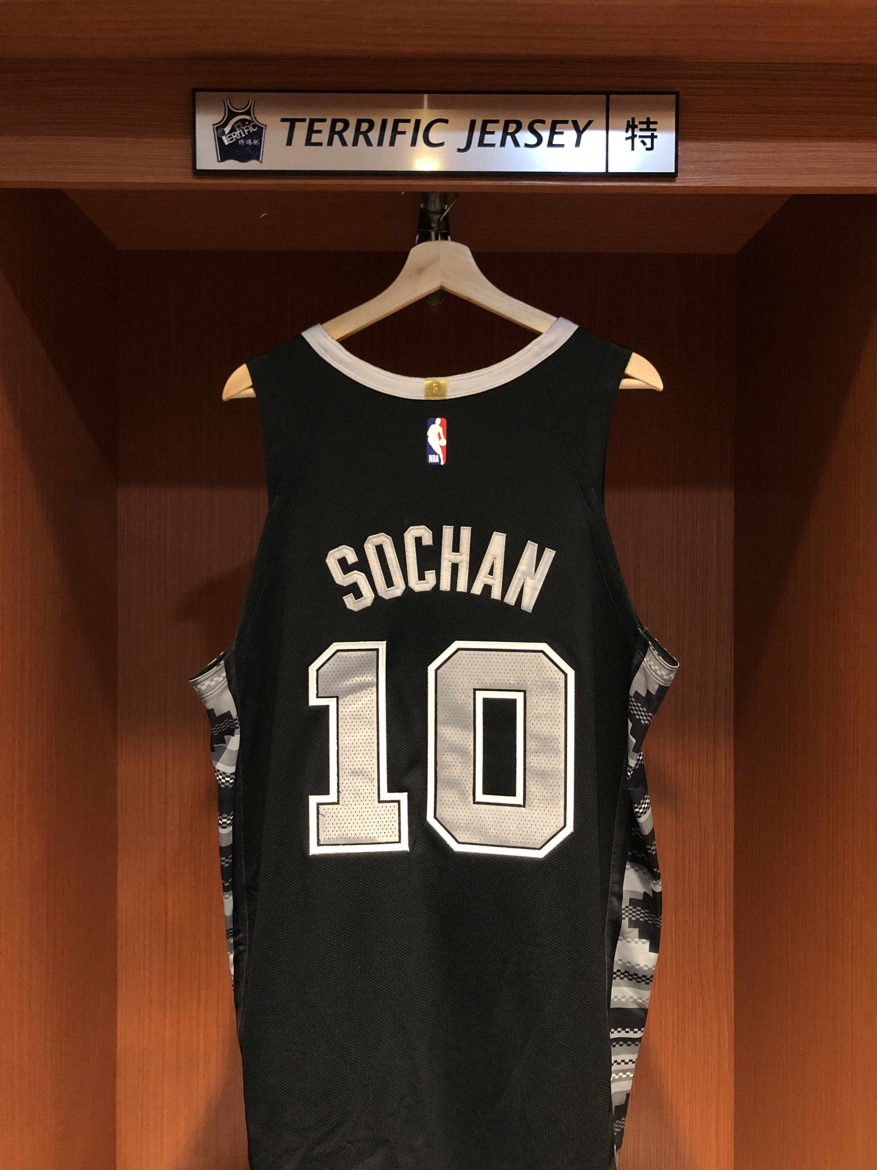 NBA球衣 Jeremy Sochan 聖安東尼奧馬刺黑圖騰 Statement Jordan Authentic 球員版 電繡 含贊助商標 全新