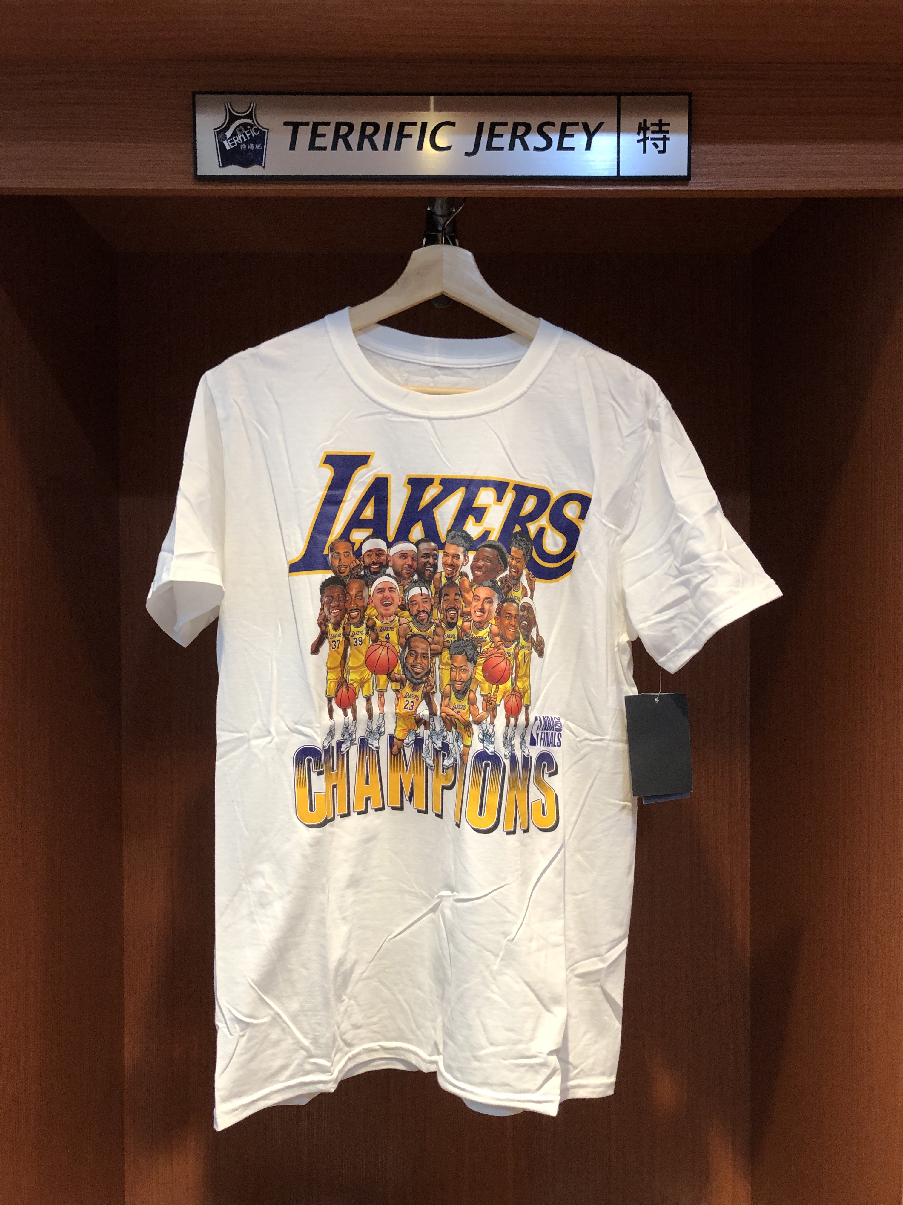 NBA短袖 Los Angeles Lakers 洛杉磯湖人 冠軍短袖 Q版 人像 Fanatics Tee 棉質 全新