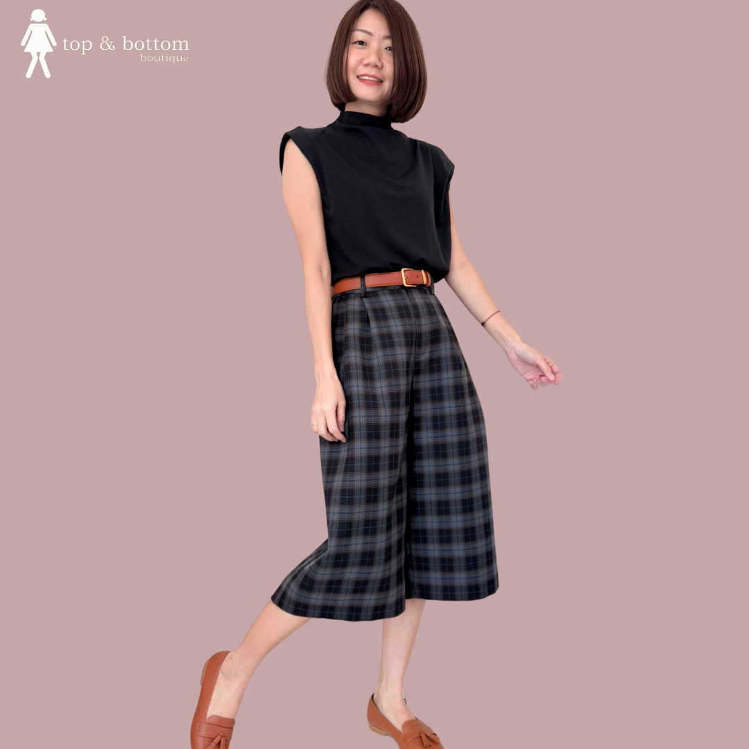 CHECKED 3 QUARTER WIDE LEG PANT