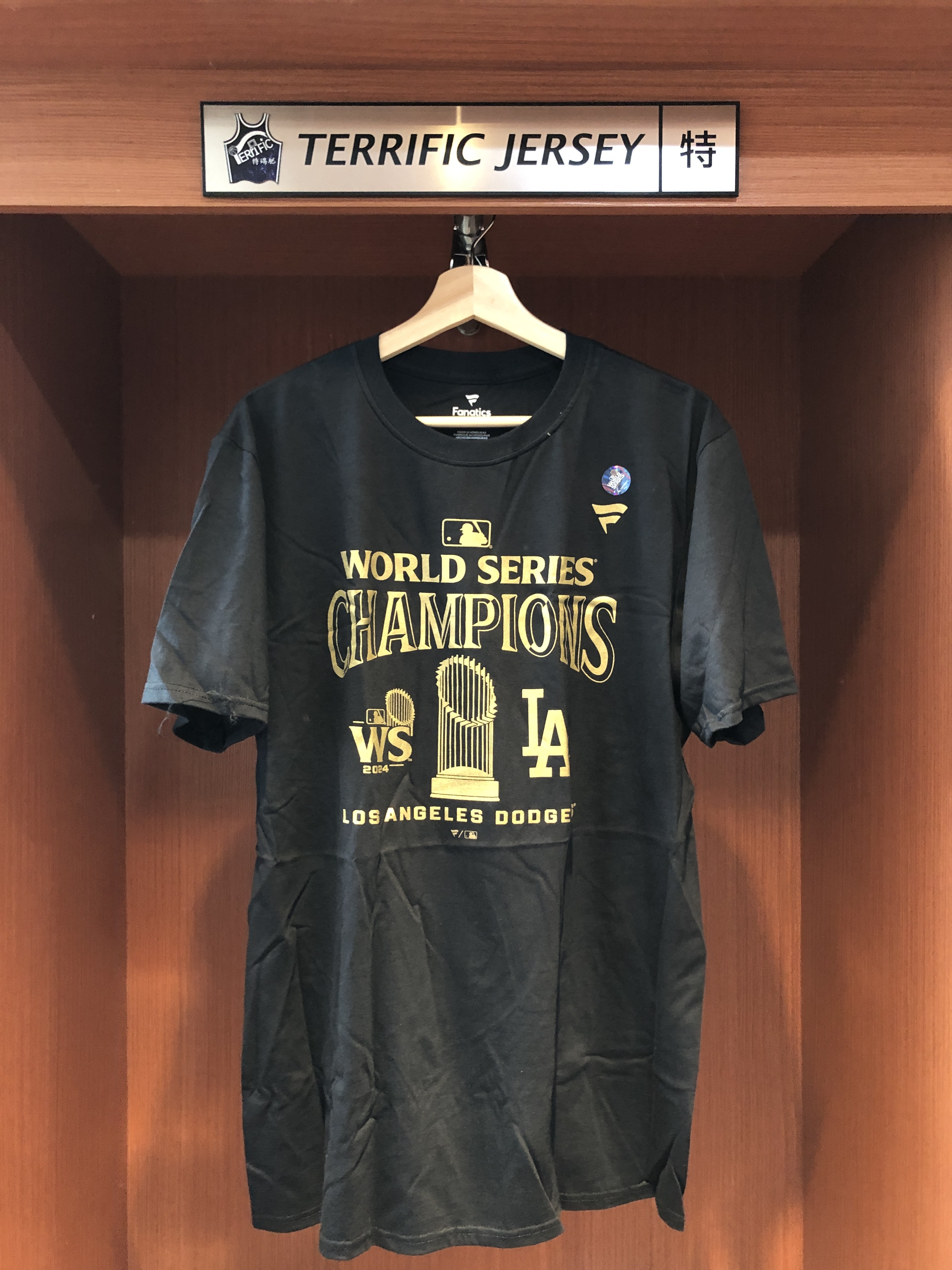 NBA短袖 Los Angeles Dodgers 洛杉磯道奇 奪冠遊行黑 Nike Celebration Tee 棉質 全新