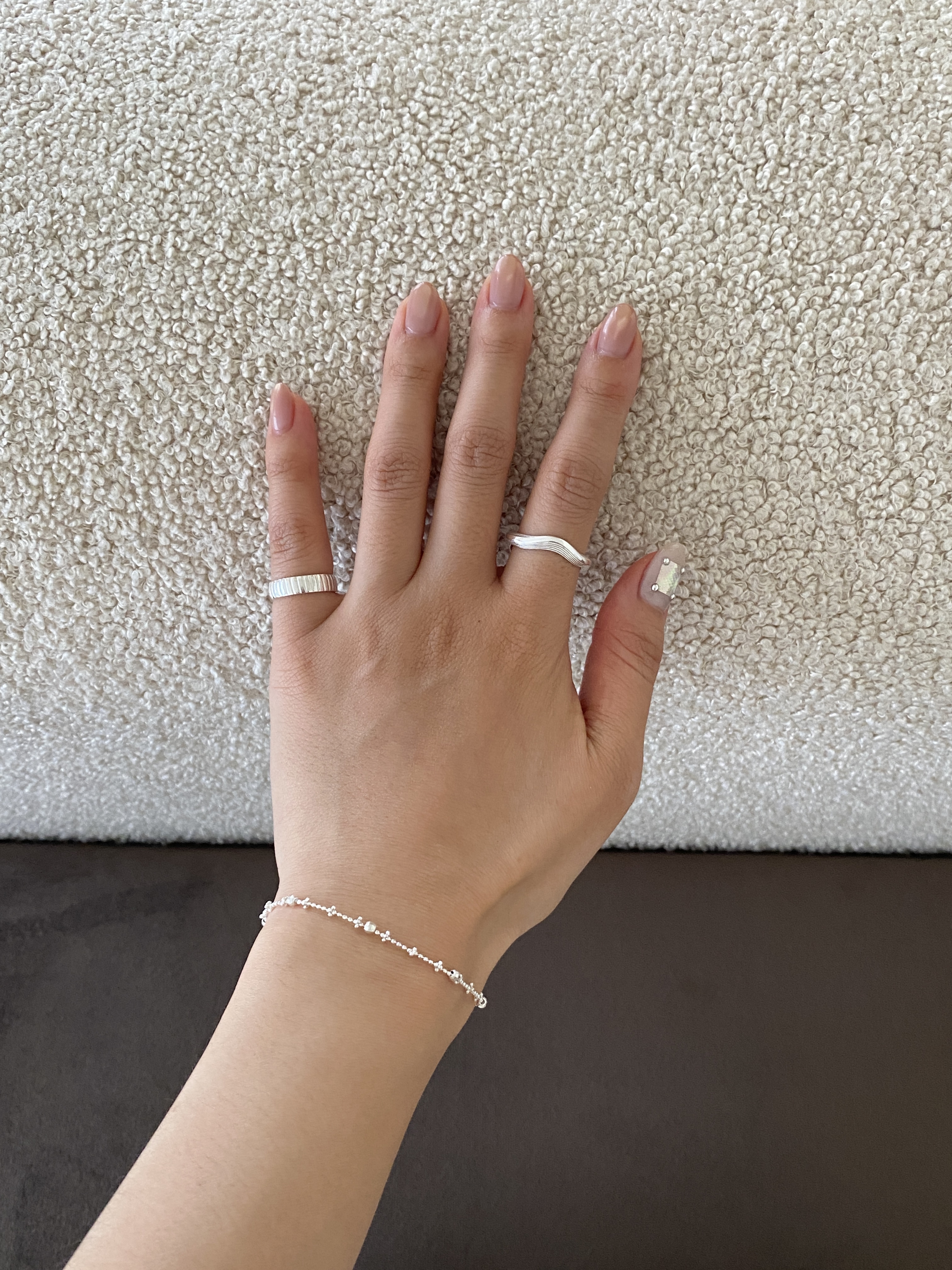 Silver Groove (尾戒)