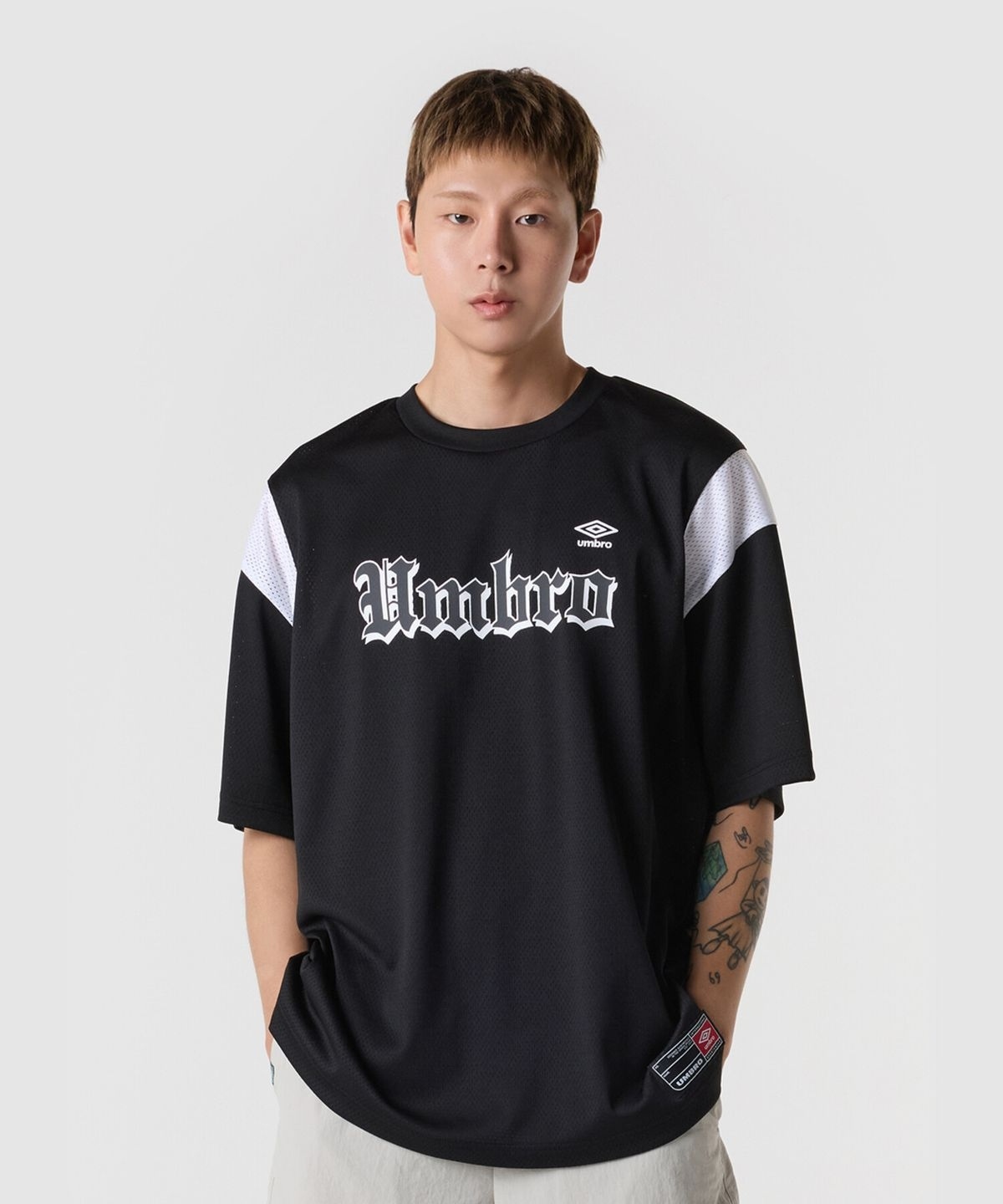 【代購】UMBRO Sporty Lettering 網眼 球衣 短袖 短T UQ321CRS72