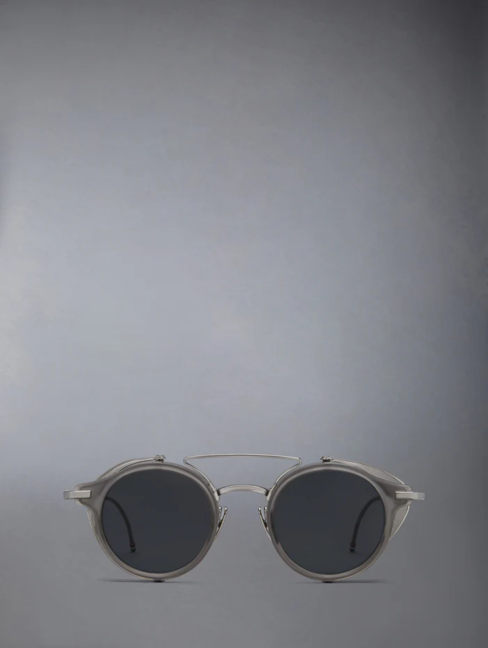 THOM BROWNE.   UES804A