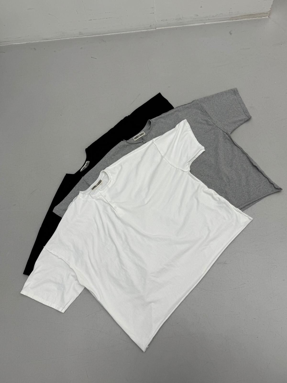 淨色半開胸短袖Tee FARMERS-089T