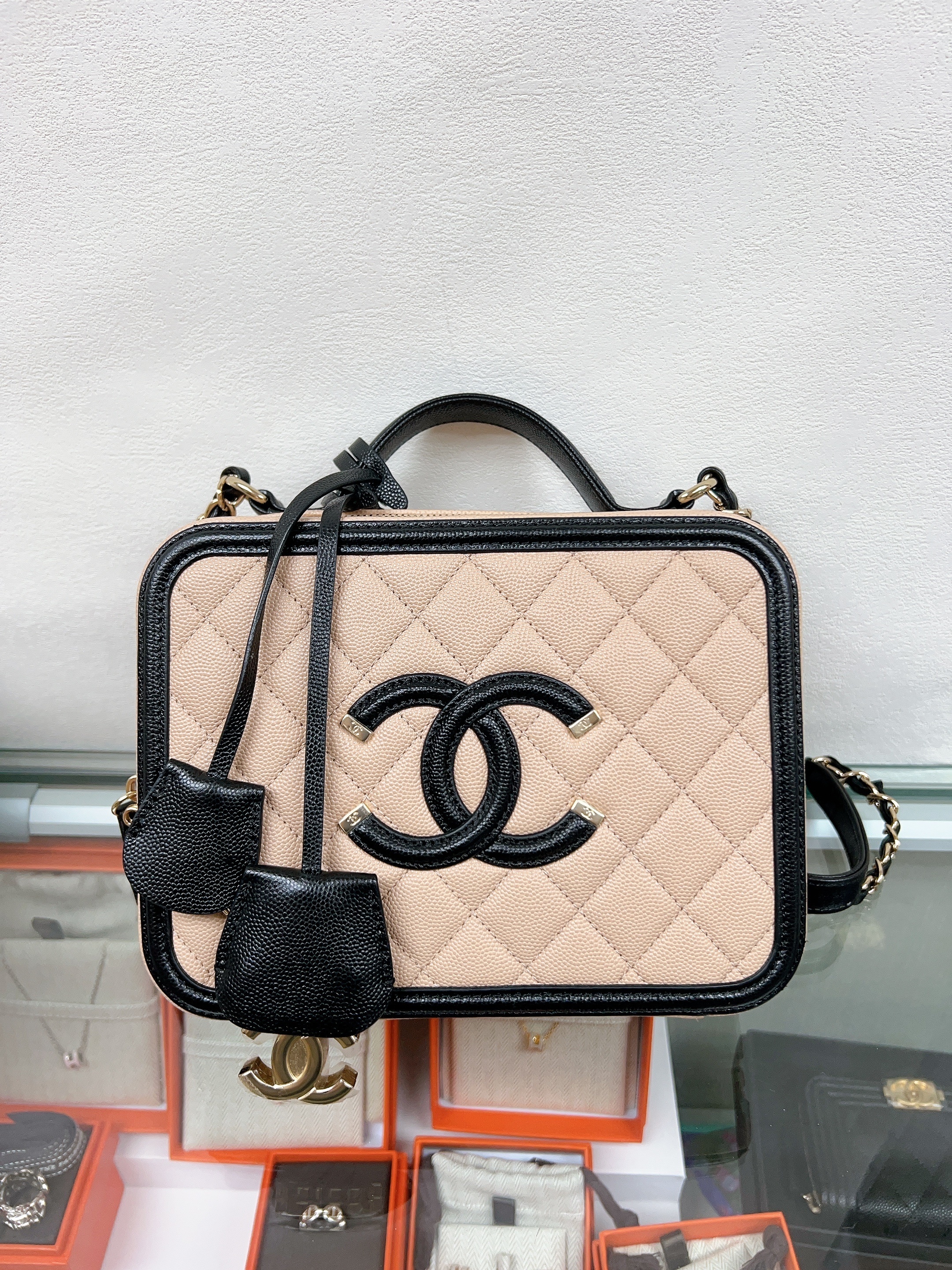 Chanel filigree vanity/ camera case (beige black caviar/ GHW) 21cm